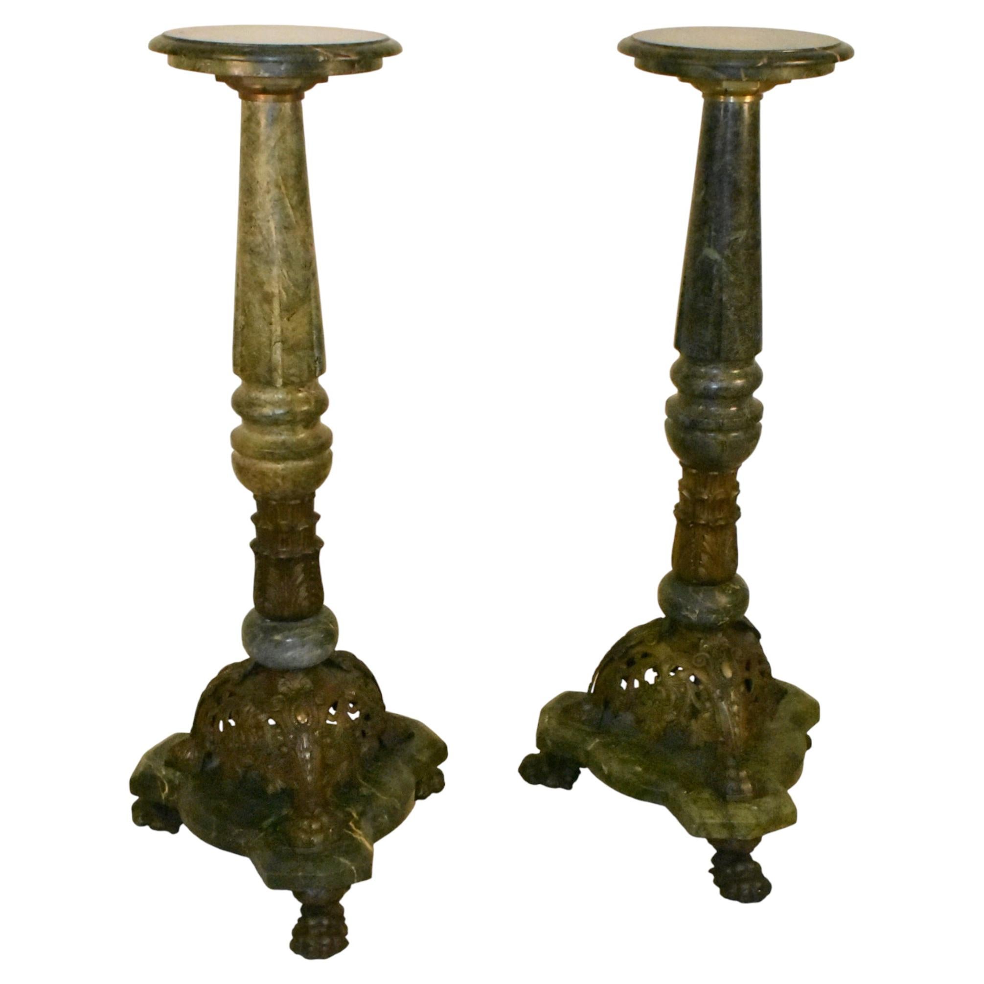 Coppia di piedistalli vintage in marmo e bronzo, risalenti agli anni CIRCA 90 del XIX secolo