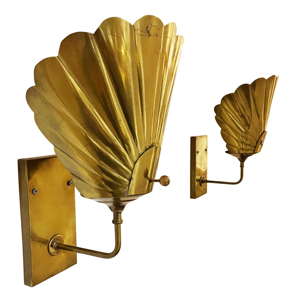 Mid-20th Century Pair Vintage MidCentury Italian Modern Wall Sconces / Lights in Patinated Brass