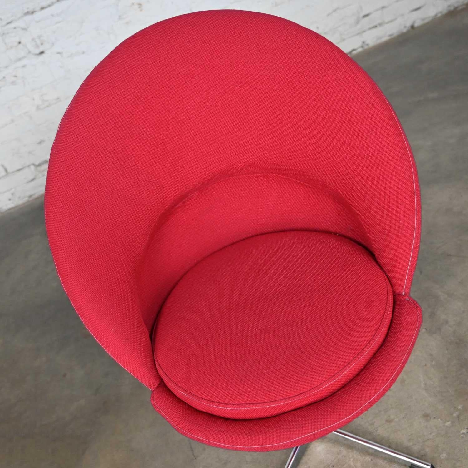 Fabric Pair Vintage Mid-Century Modern Red Cone Chairs Verner Panton for Fritz Hansen For Sale