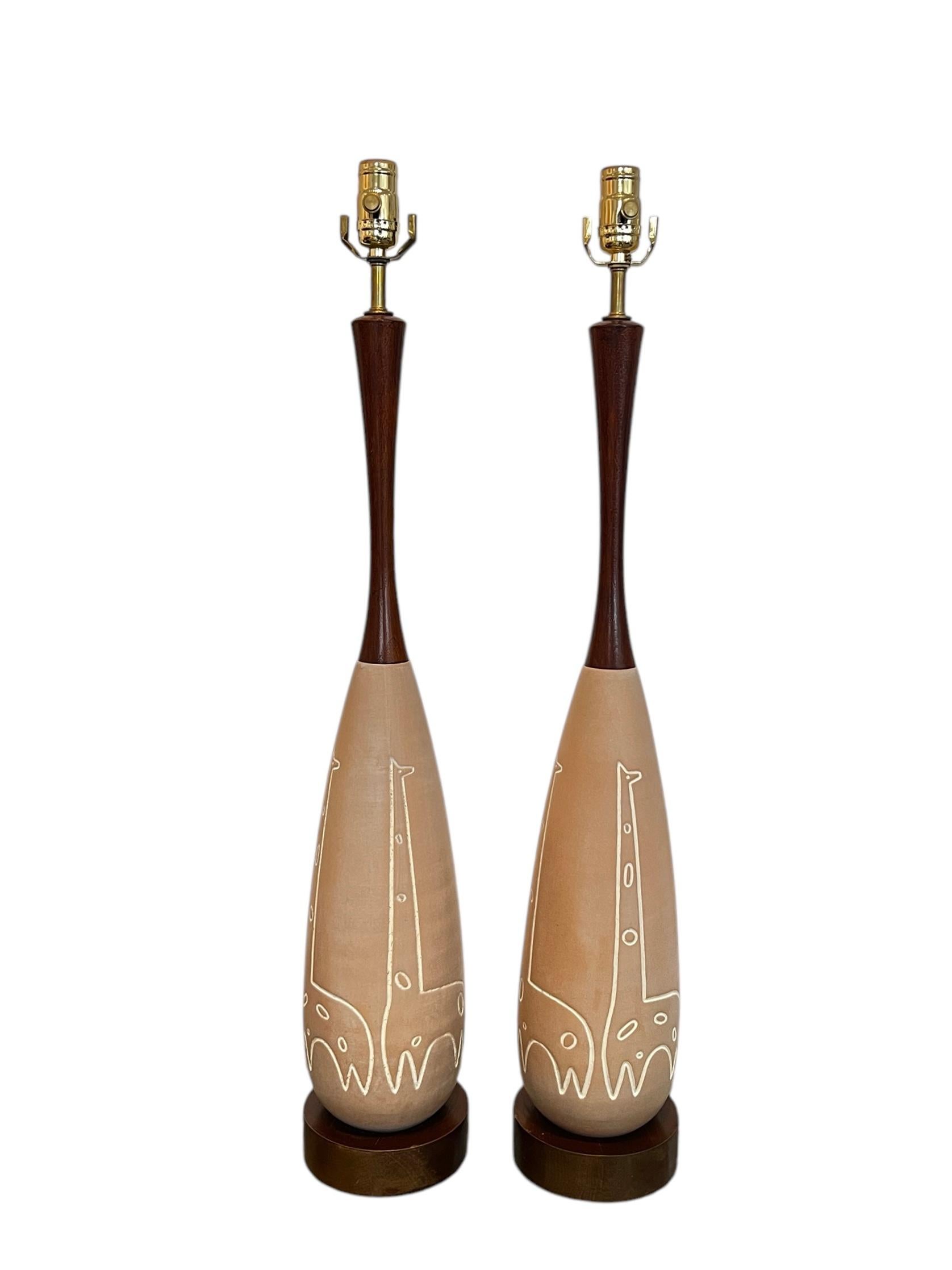 20th Century Pair Vintage Mid-Century Raymor Ceramic Giraffe Motif Table Lamps