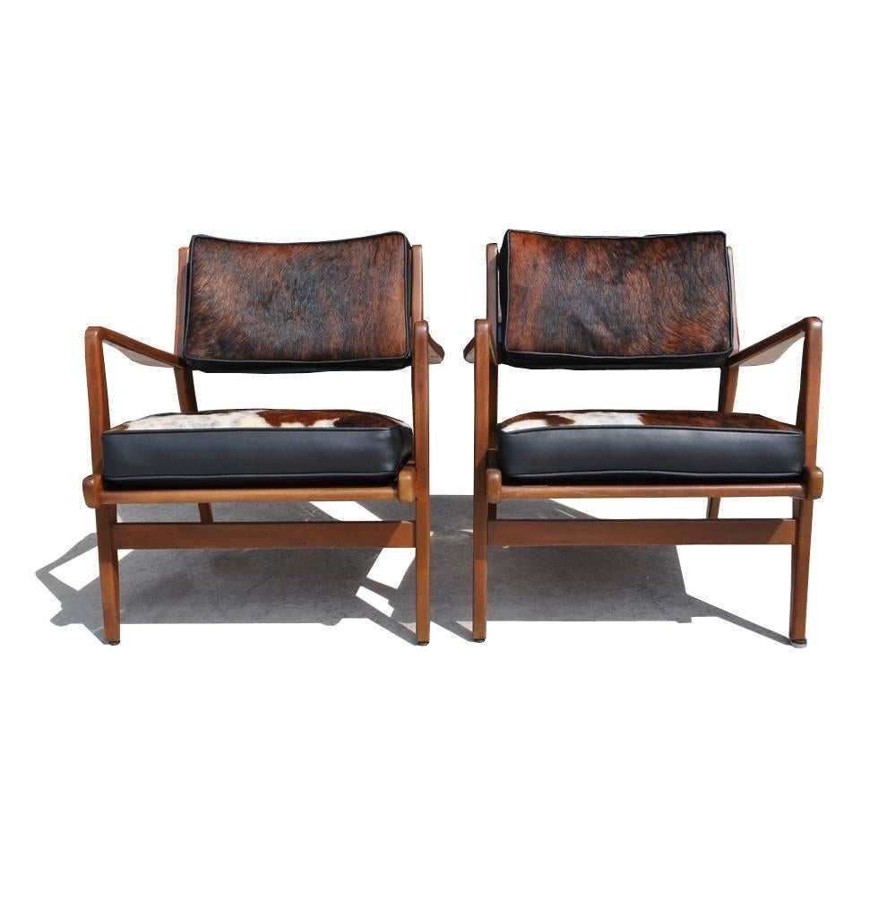 Mid-Century Modern Pair of Vintage Midcentury Restored Jens Risom Lounge Chairs For Sale