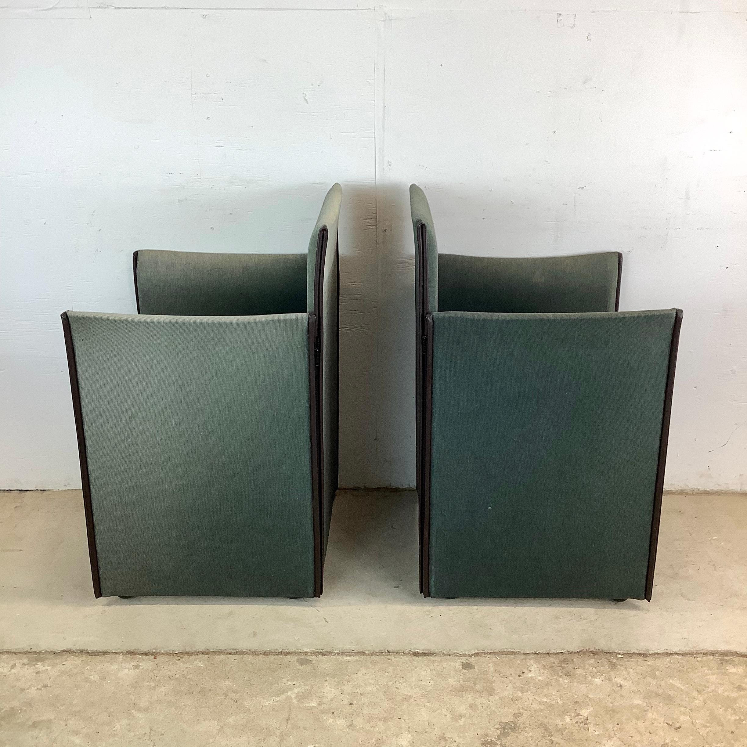 Pair Vintage Modern Armchairs attr. Mario Bellini for Cassina en vente 5