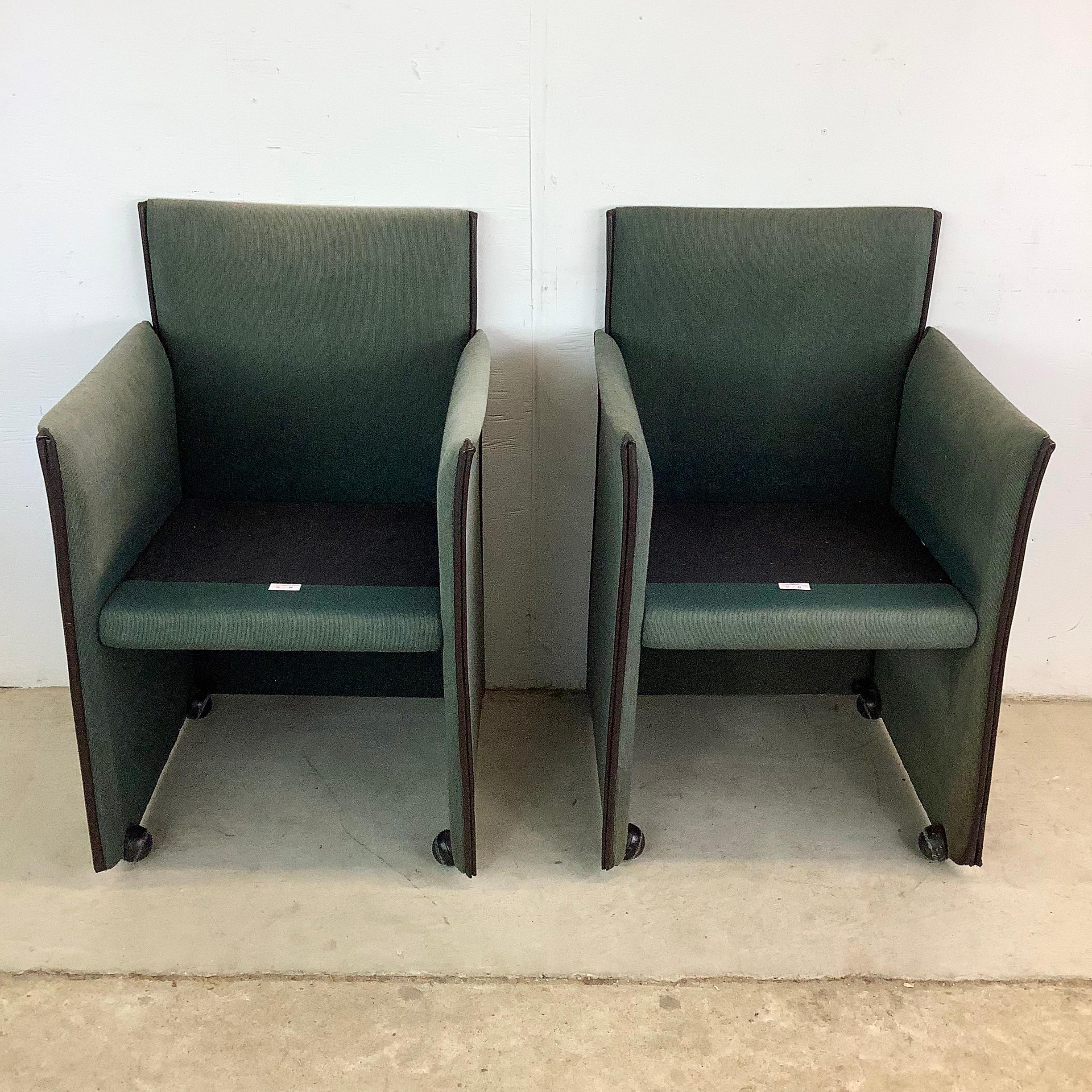 Pair Vintage Modern Armchairs attr. Mario Bellini for Cassina en vente 6