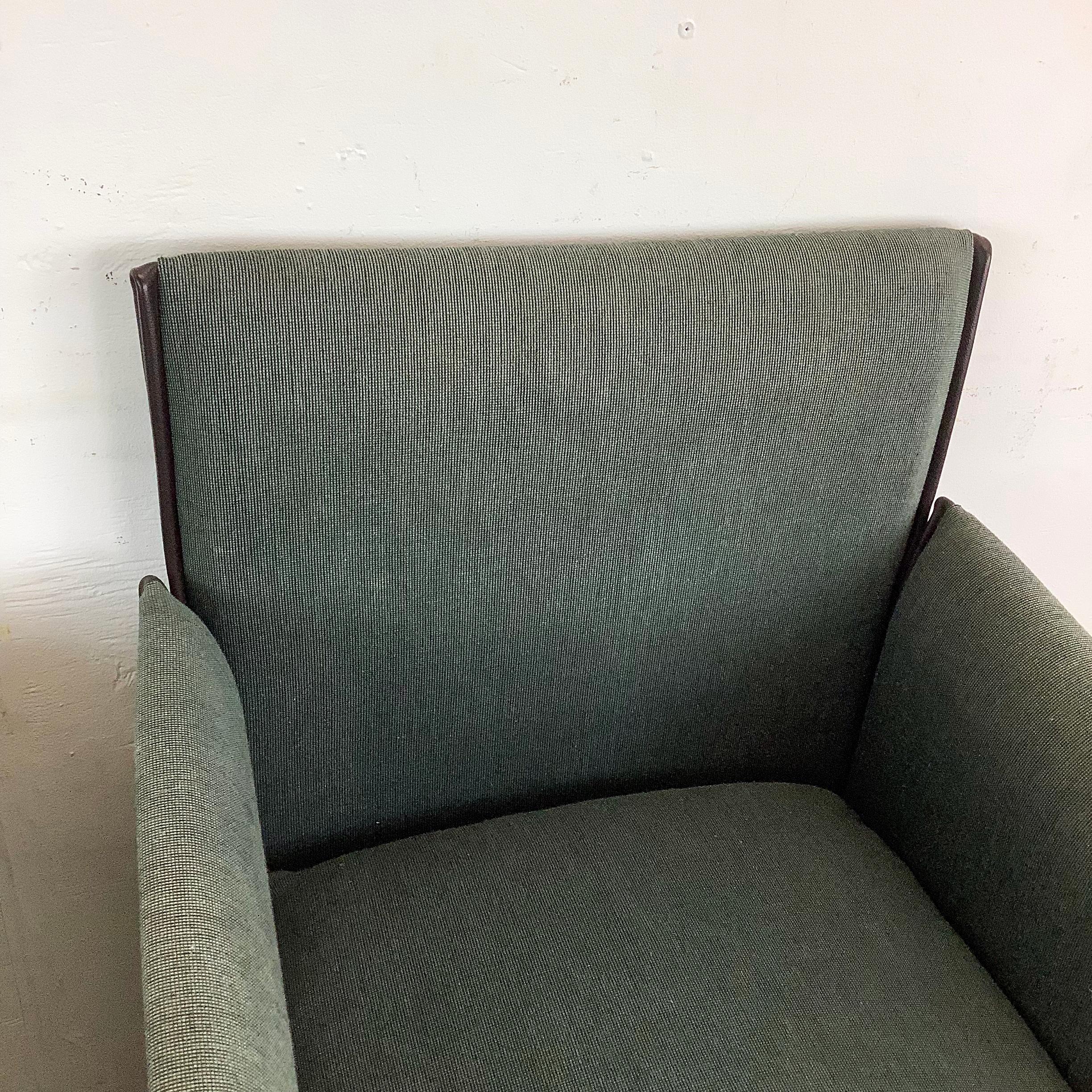 Tissu Pair Vintage Modern Armchairs attr. Mario Bellini for Cassina en vente