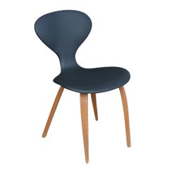 Paar Norman Cherner Plycraft Holz-Lederstühle im Vintage-Stil