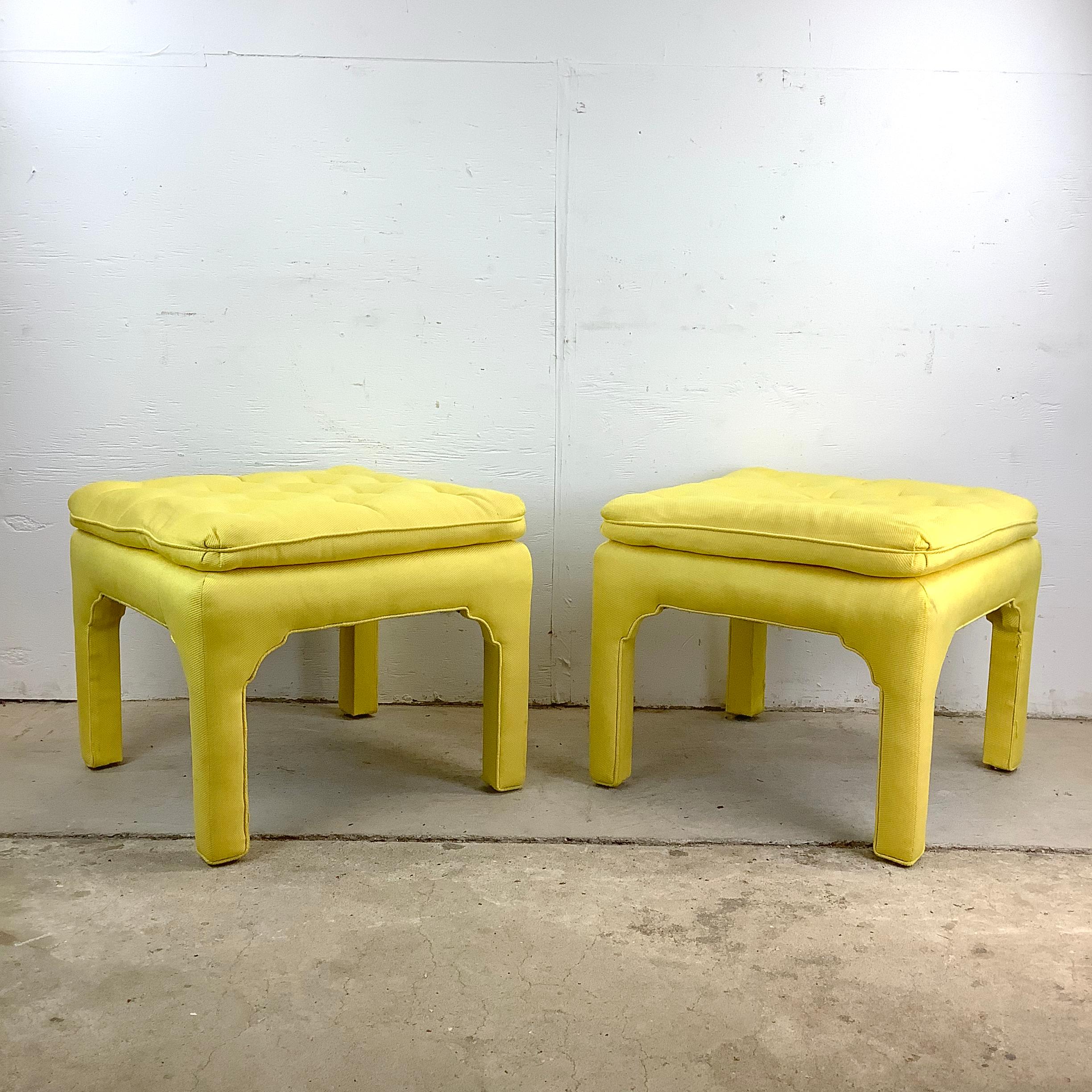 Pareja de reposapiés vintage estilo Parson con tapa de almohada en Bueno estado para la venta en Trenton, NJ
