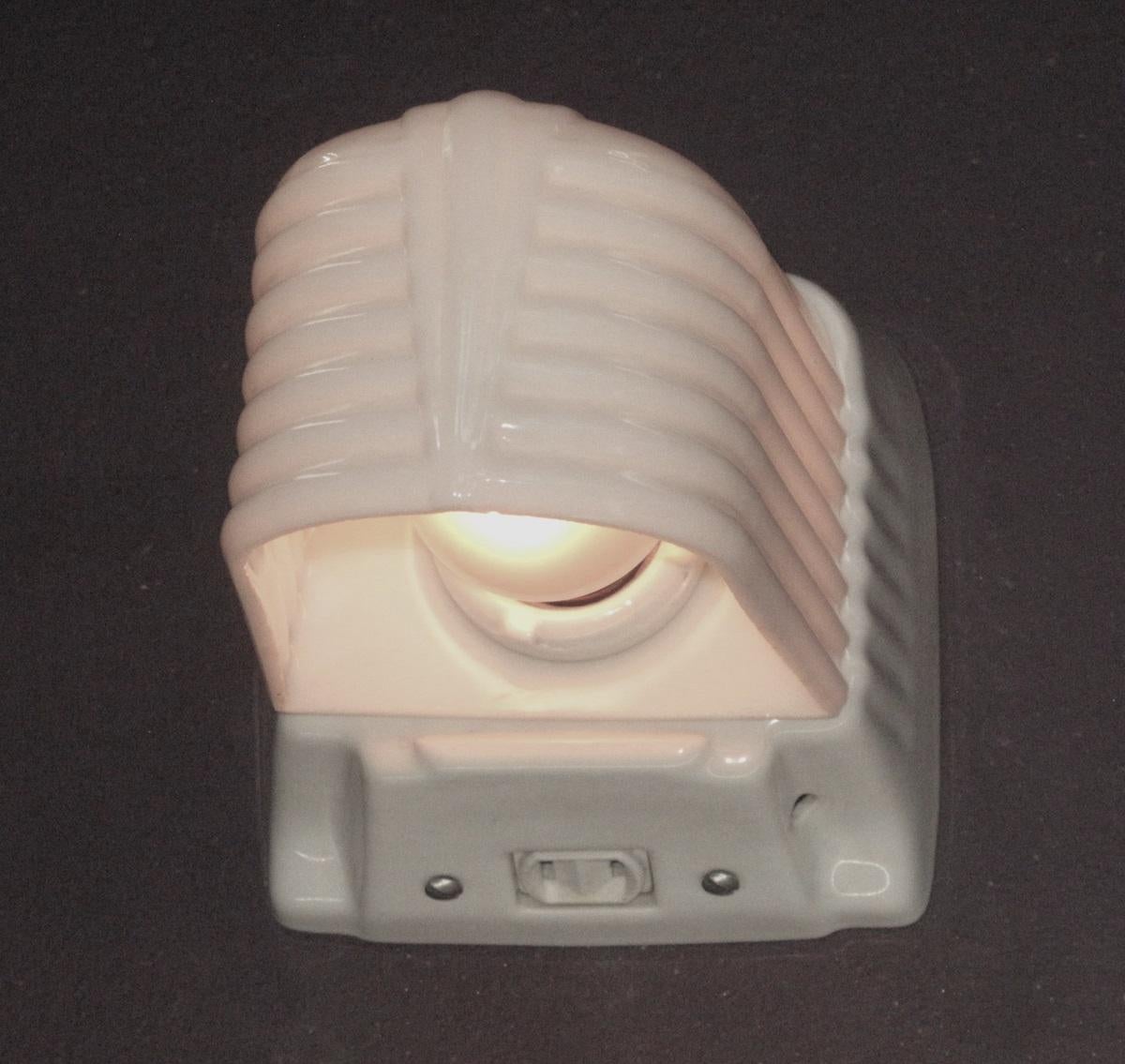 Pair Vintage Porcelain Bathroom Wall Sconce Lights 1