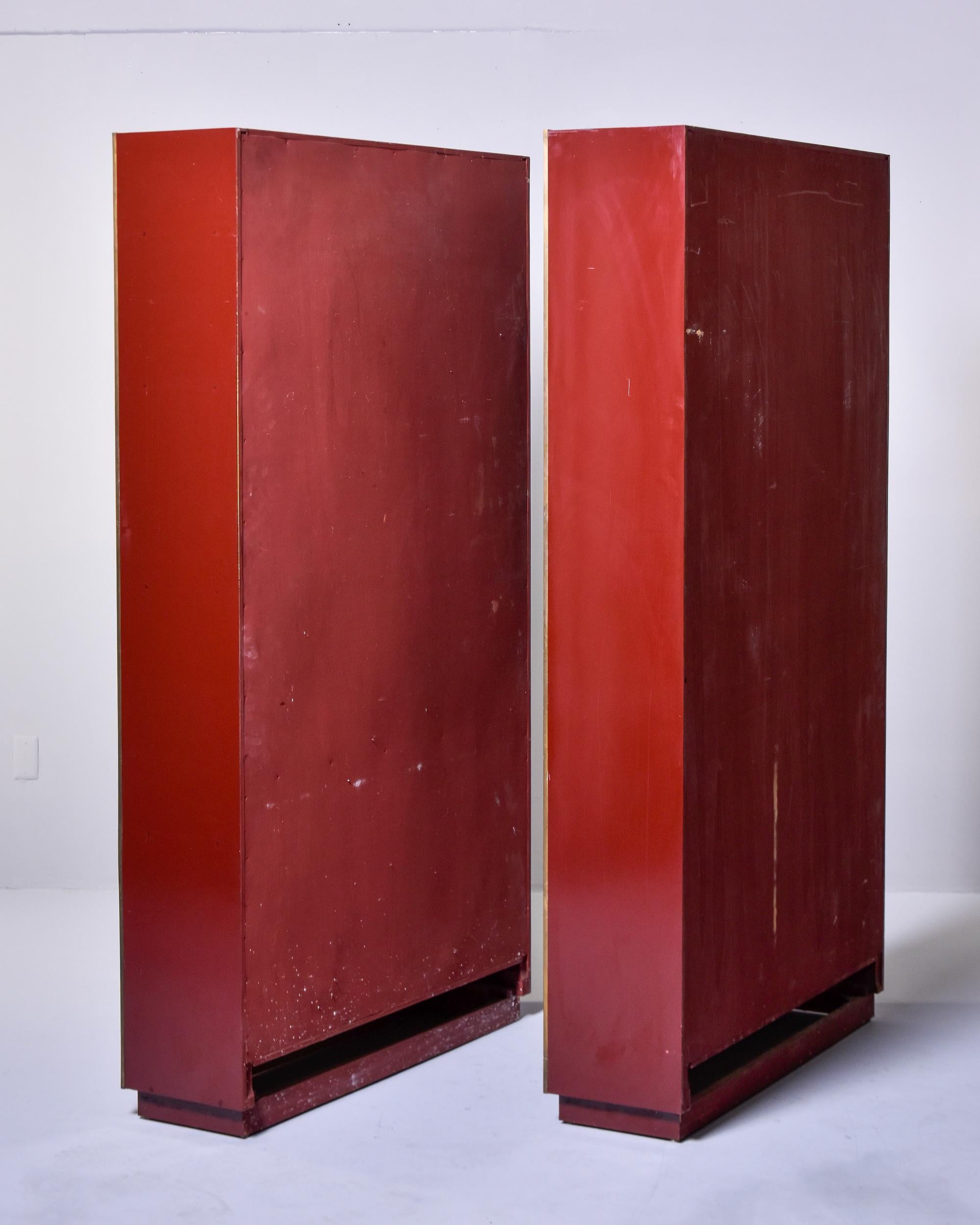 Pair Vintage Red Lacquered Chinoiserie Style Shelf Cabinets with Brass Trim  For Sale 5
