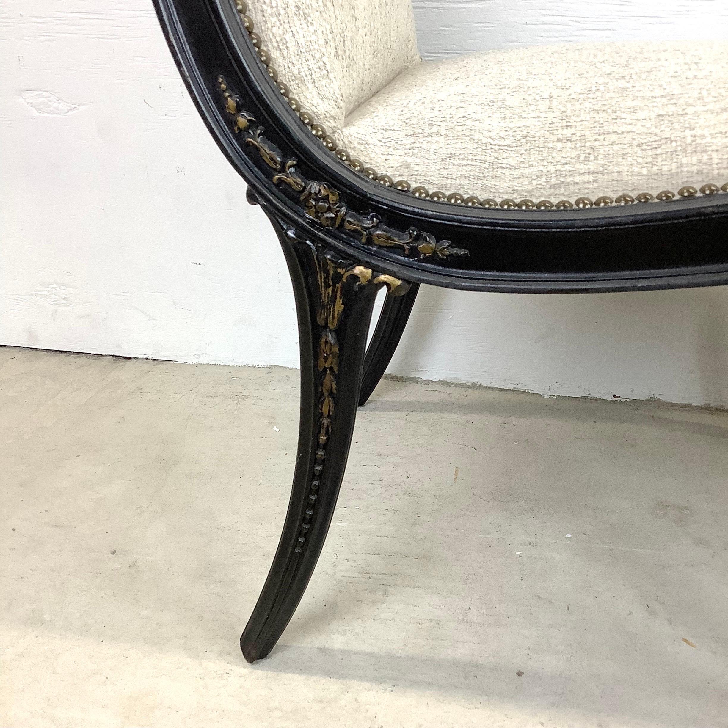 Paar Vintage Regency Style Slipper Stühle im Angebot 7
