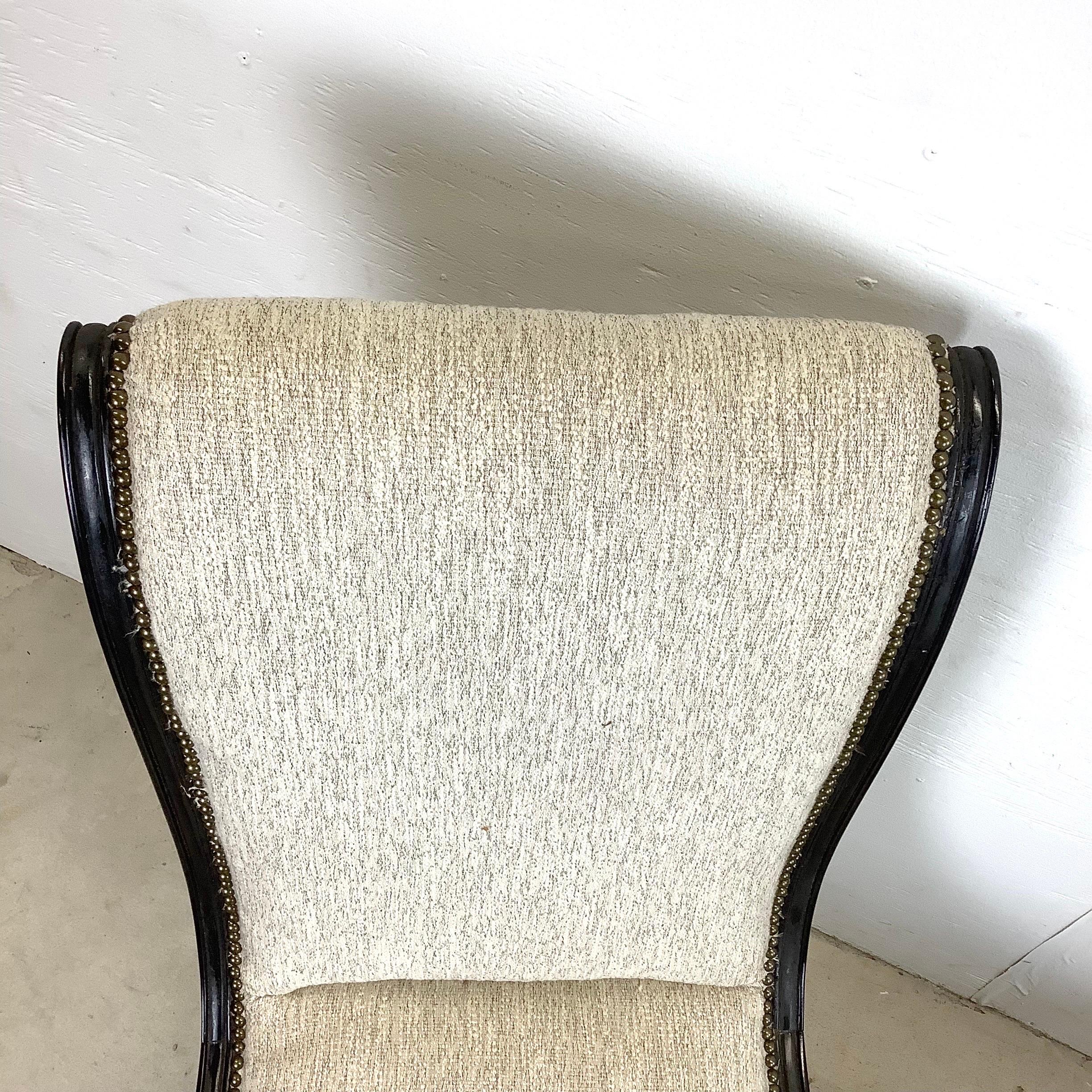 Paar Vintage Regency Style Slipper Stühle im Angebot 2