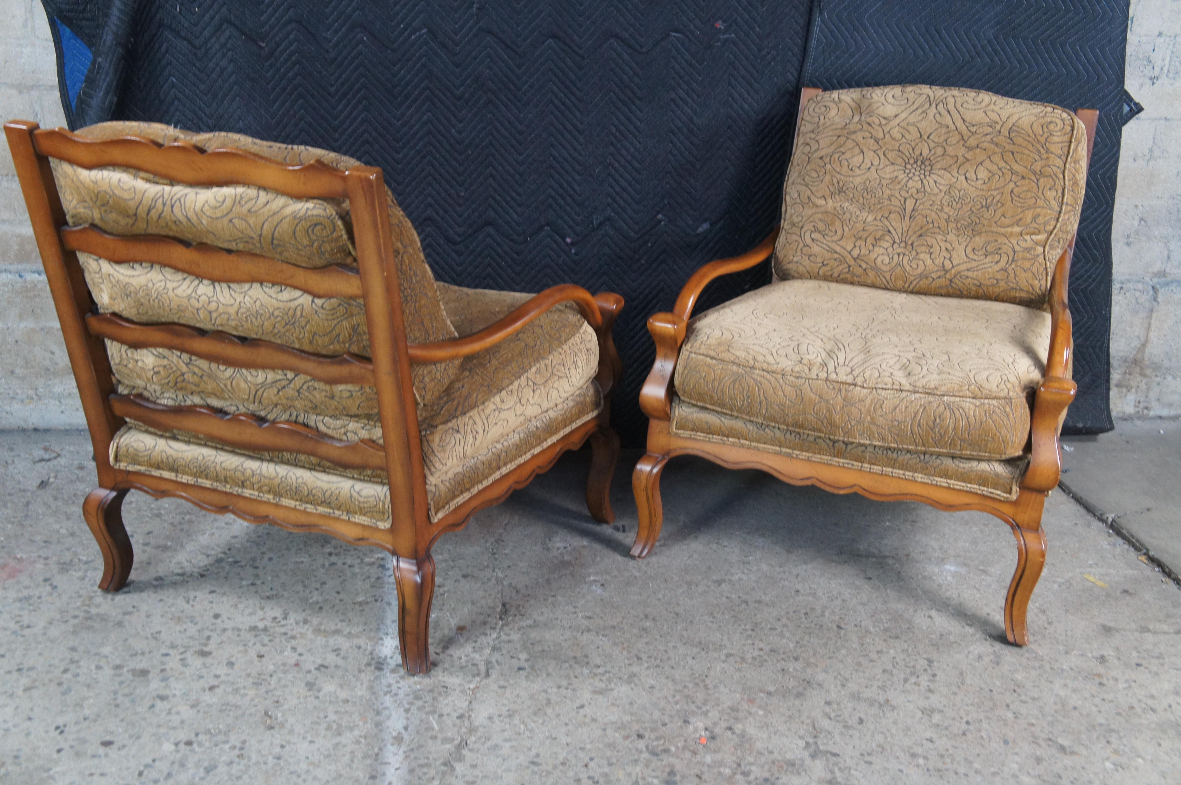 Paar Vintage Sherrill überdimensioniert Französisch Land Eiche Leiter zurück Lounge Arm Stühle im Angebot 10