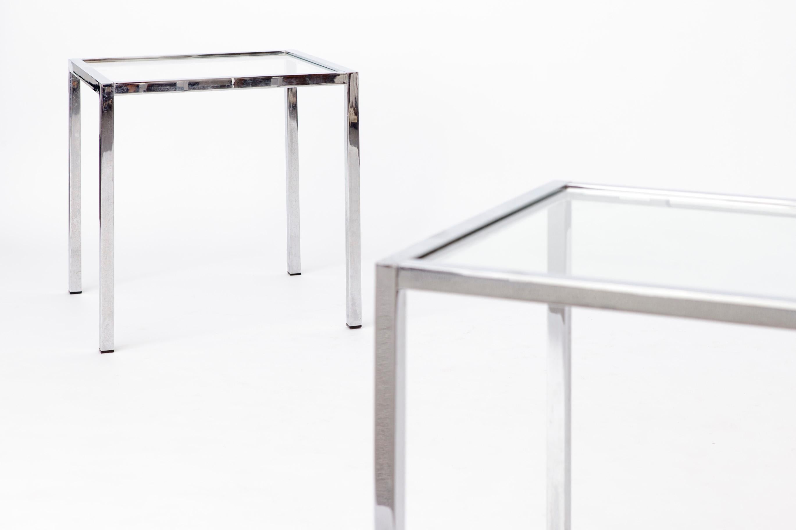 Pair vintage side tables 1970s For Sale 1