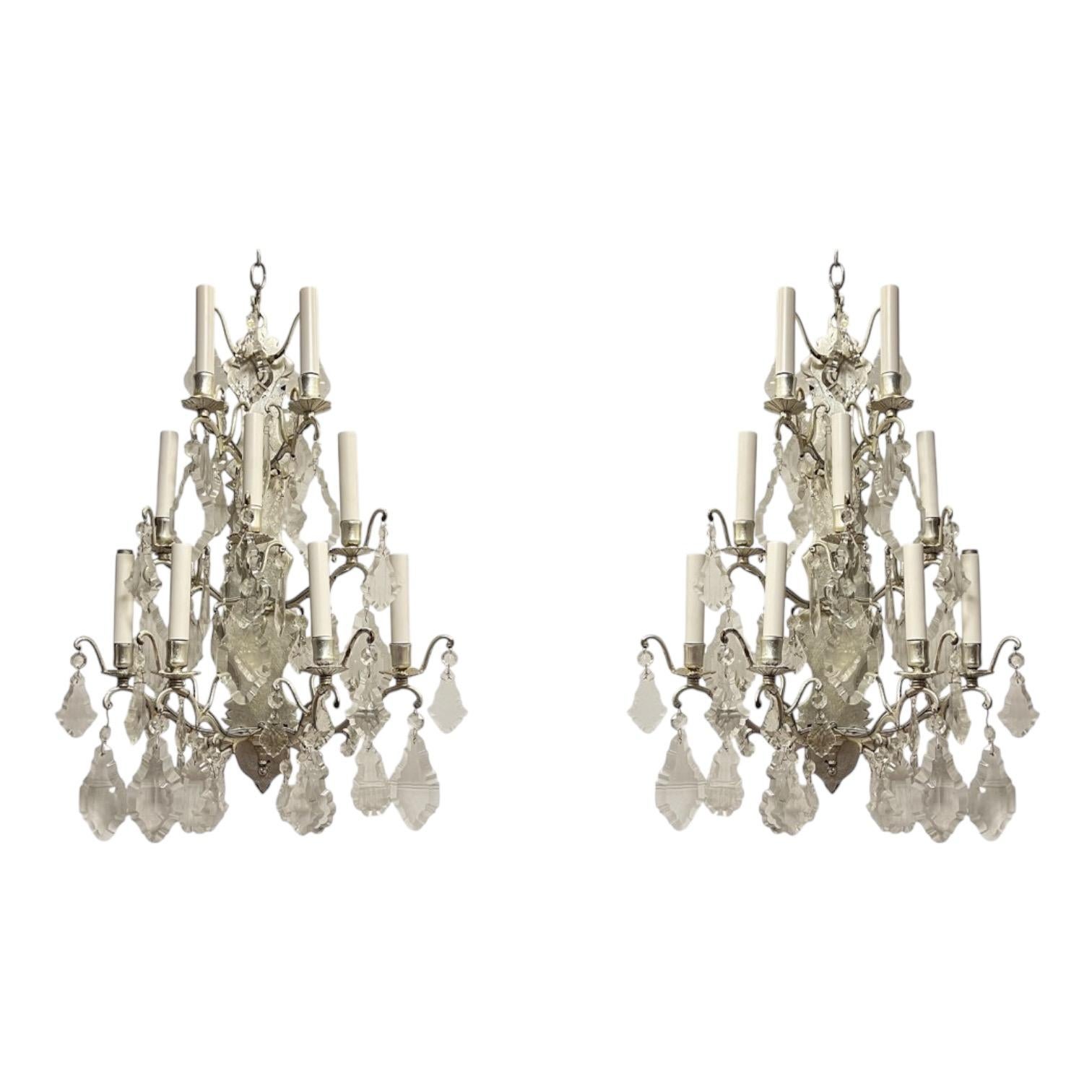Bronze Paire d'appliques vintage à 9 lumières en bronze argenté et cristal en vente