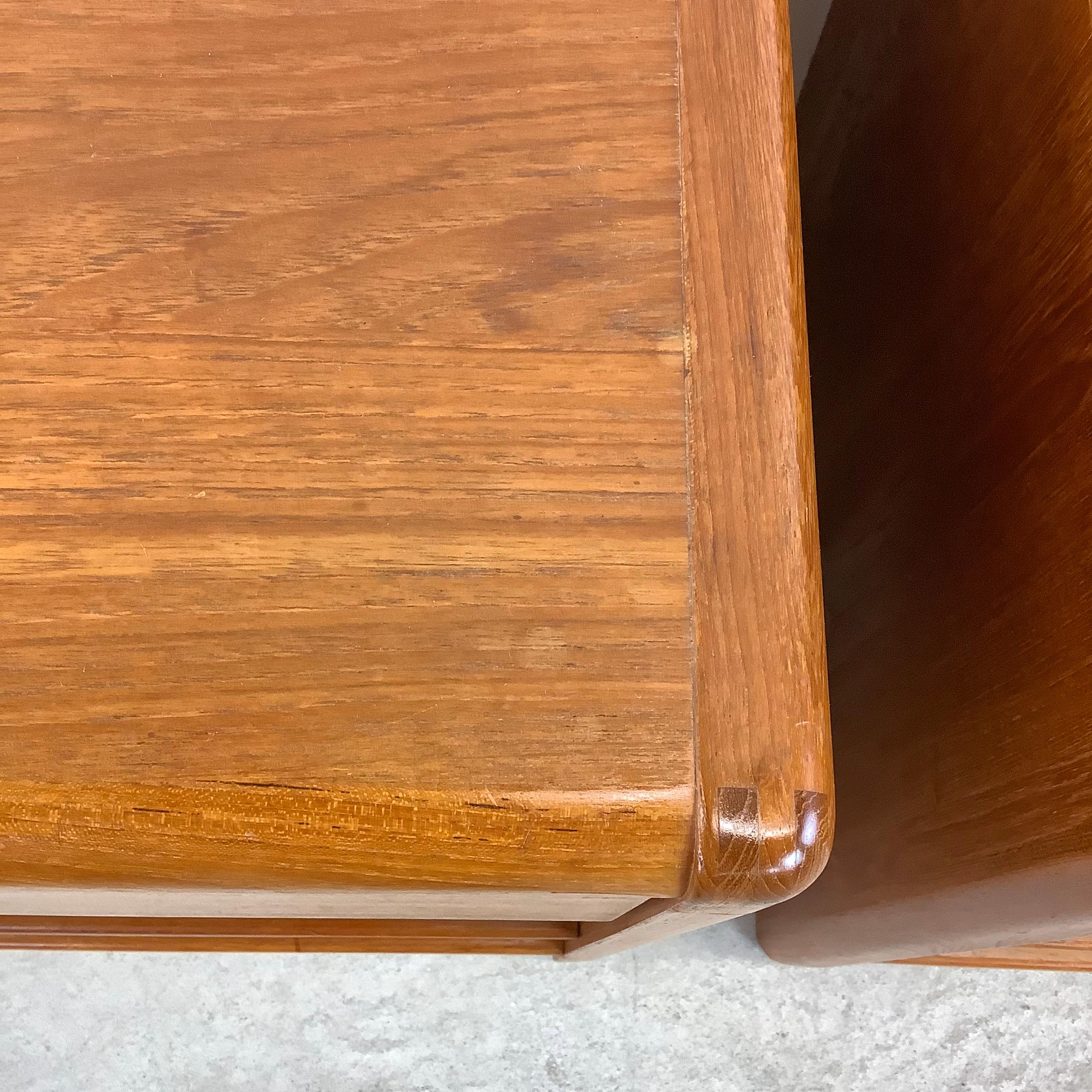Pair Vintage Teak Nightstands by D-Scan 6