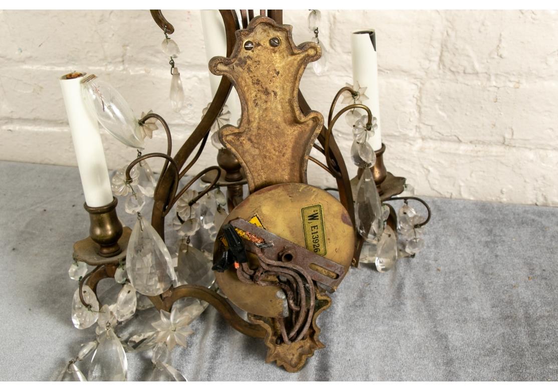 Pair Vintage Three-light Brass And Crystal Sconces en vente 2