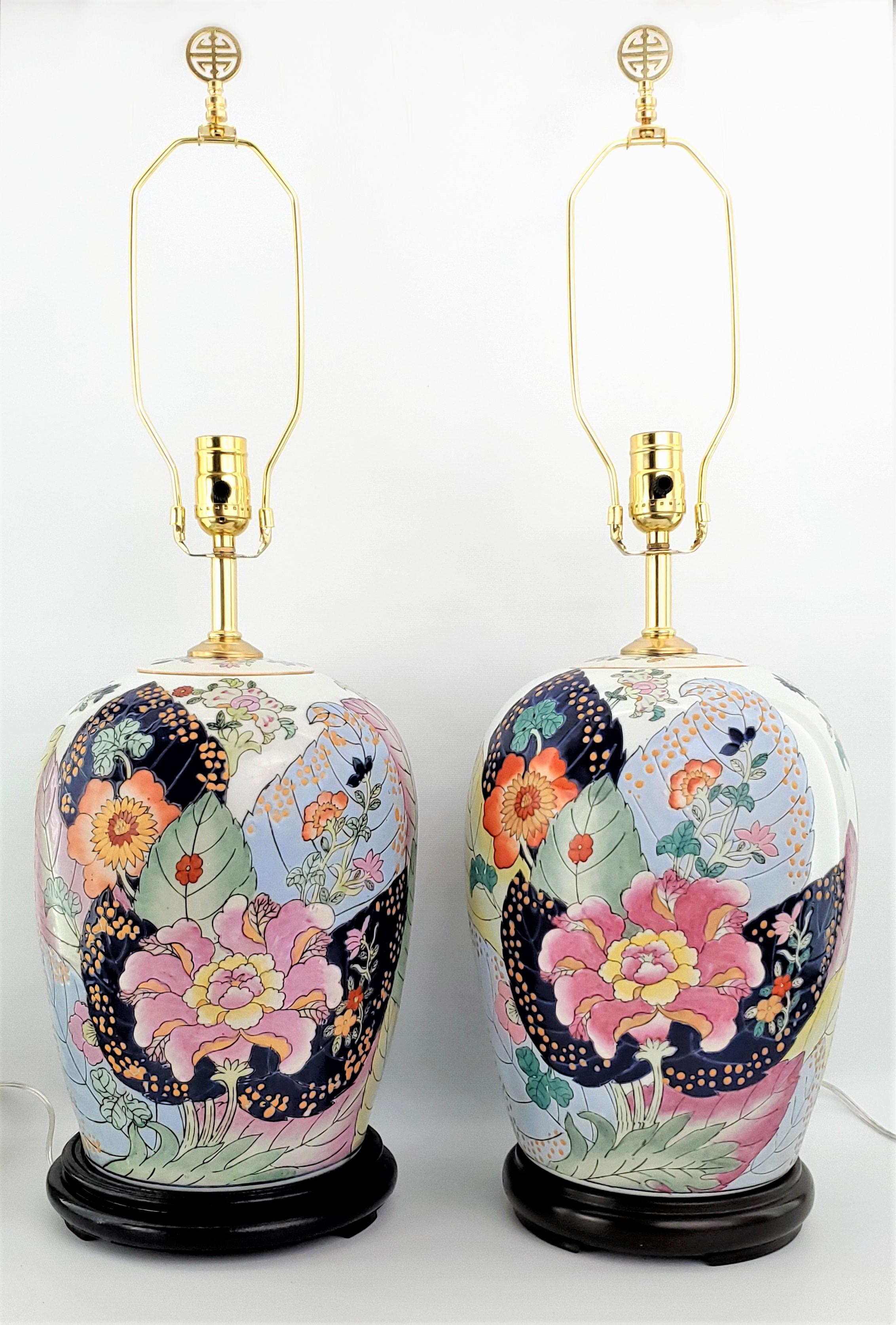 Chinoiserie Pair Vintage Chinese Porcelain Hand Painted Tobacco Leaf Table Lamps Ginger Jars For Sale