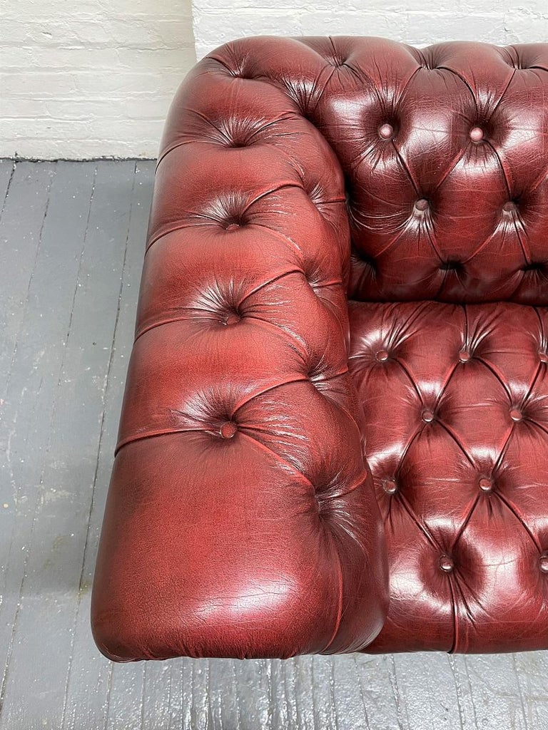 Pair Vintage Tufted Leather Chesterfield Sofas For Sale 2
