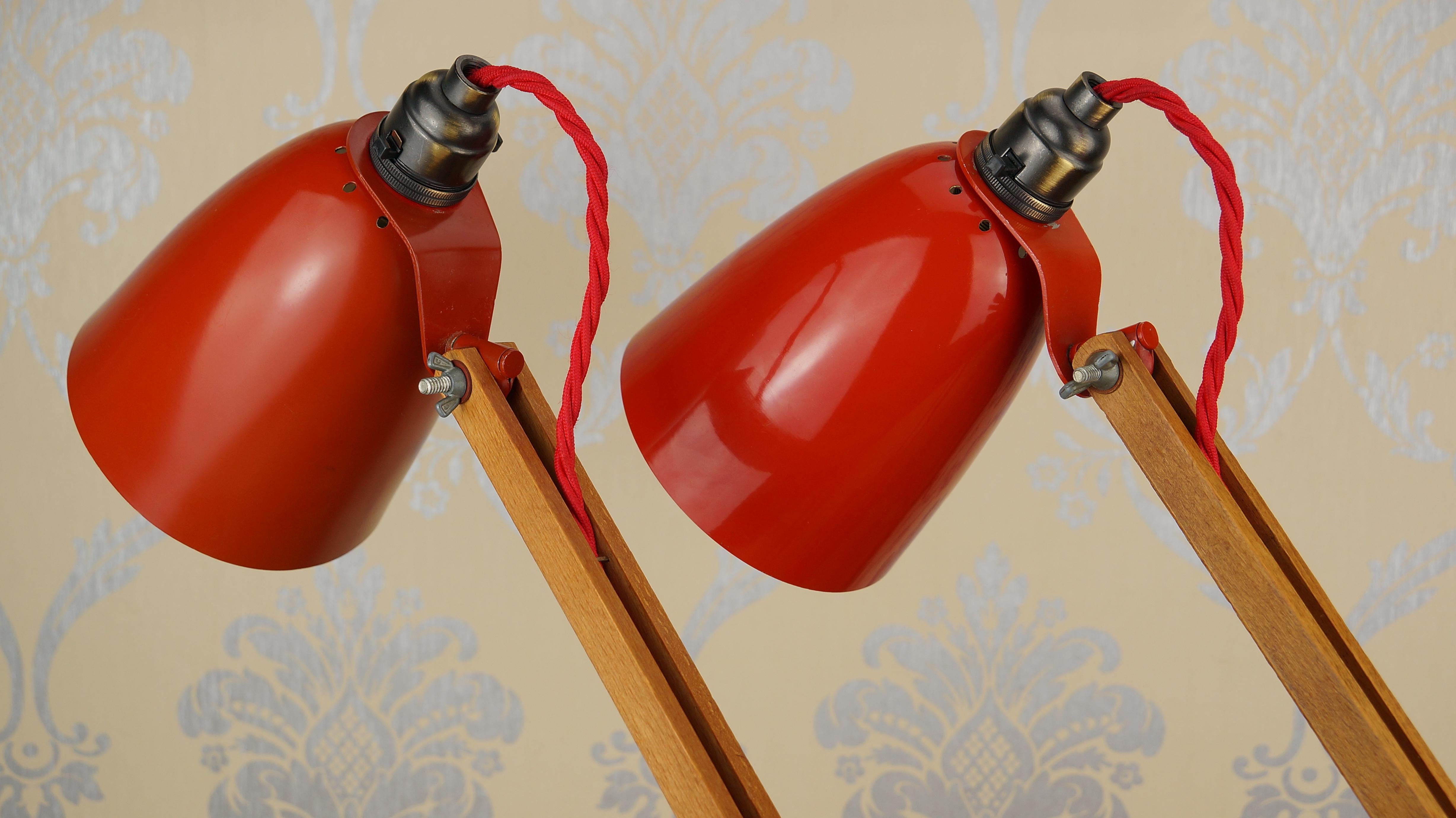 Mid-20th Century Pair Vintage Wood Orange Red Maclamp Table Desk Lamps, T. Conran, 50s Anglepoise