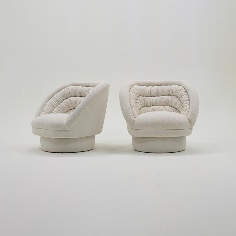 Mid-Century Modern Paire de chaises Crescent Vladimir Kagan Boucle blanche, 1970  Très bon état en vente