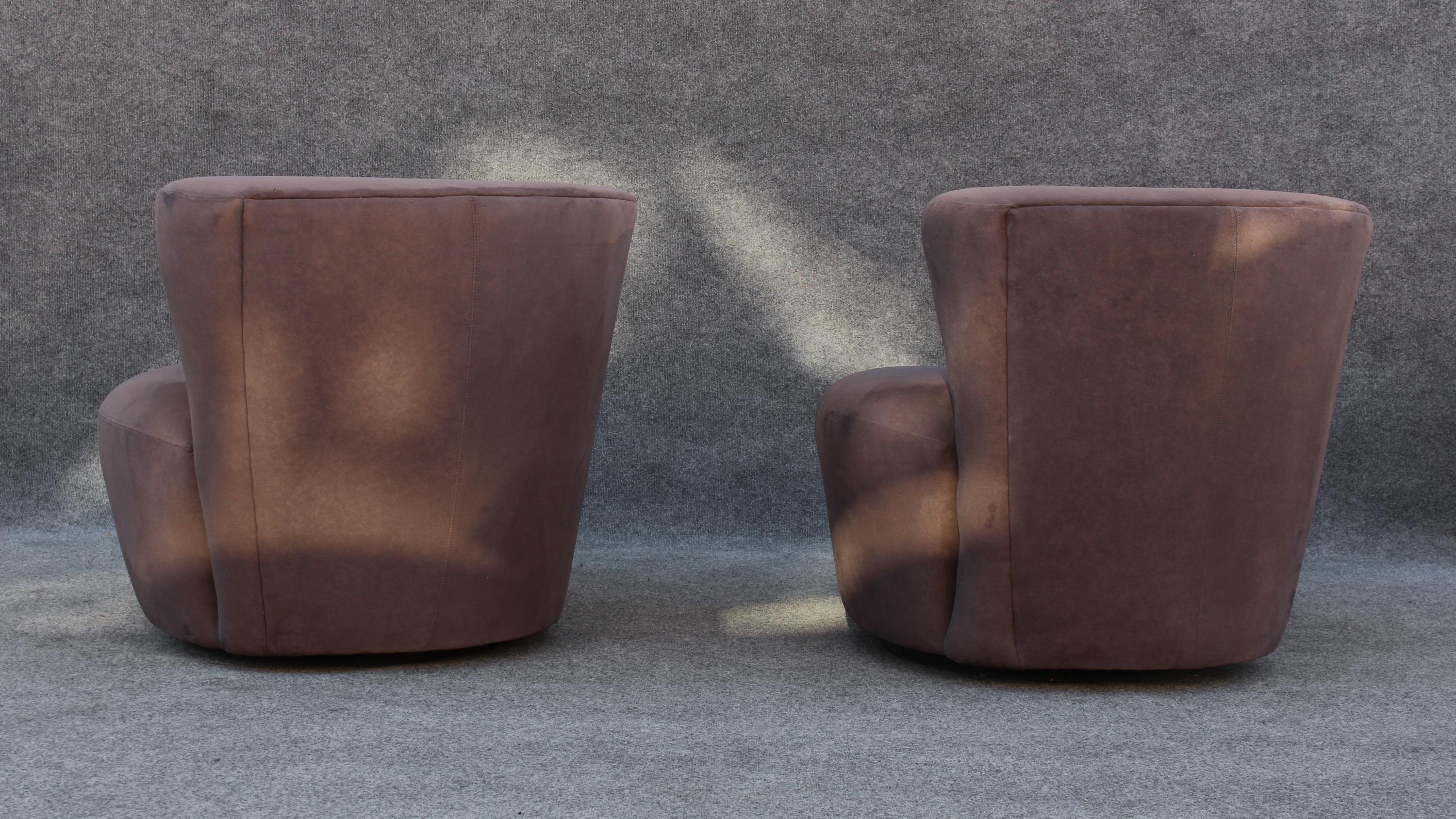 Pair Vladimir Kagan Directional Nautilus Corkscrew Matching Grey Swivel Chairs For Sale 4