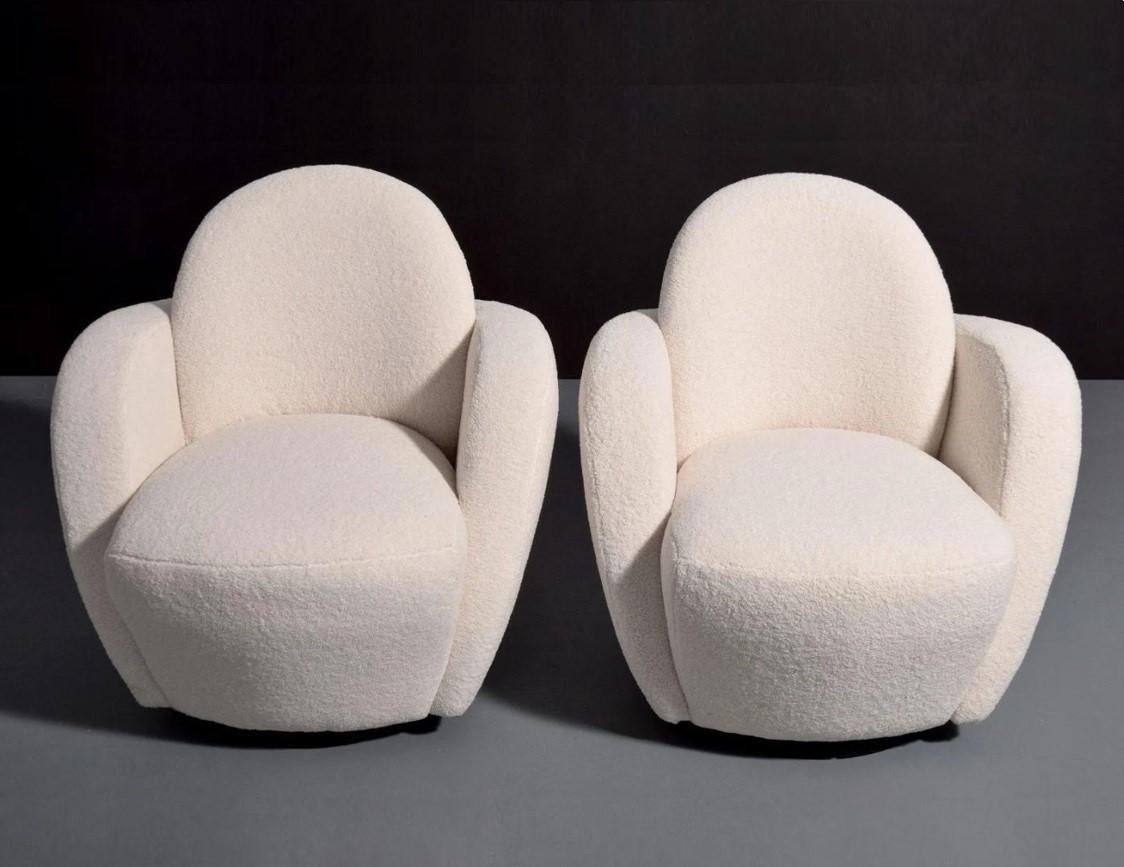 American Pair Vladimir Kagan Swivel Lounge Chairs in Ivory Bouclé For Sale