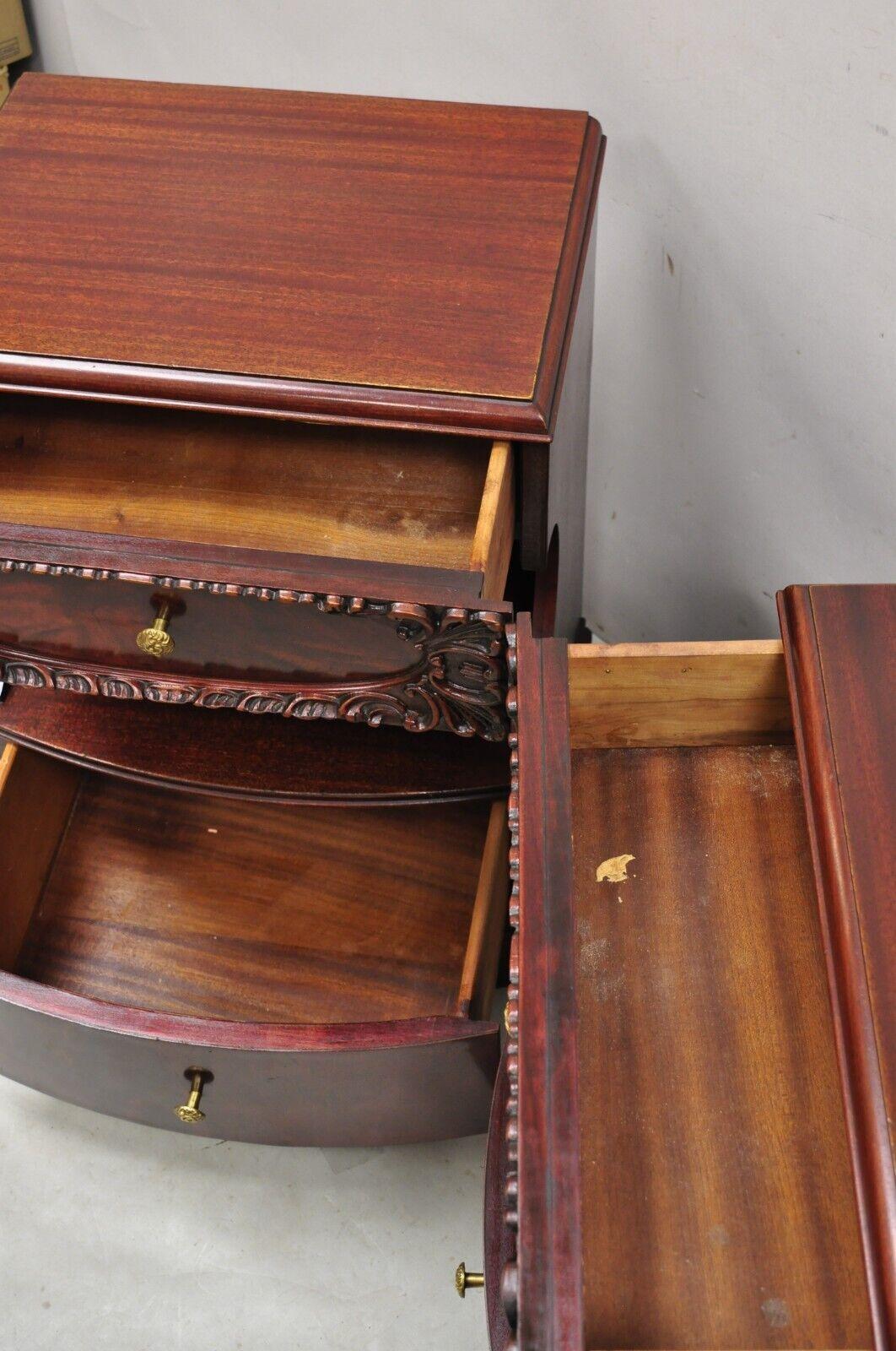 Pair Vtg Chinese Chippendale Flame Mahogany 2 Drawer Nightstands Bedside Tables For Sale 6