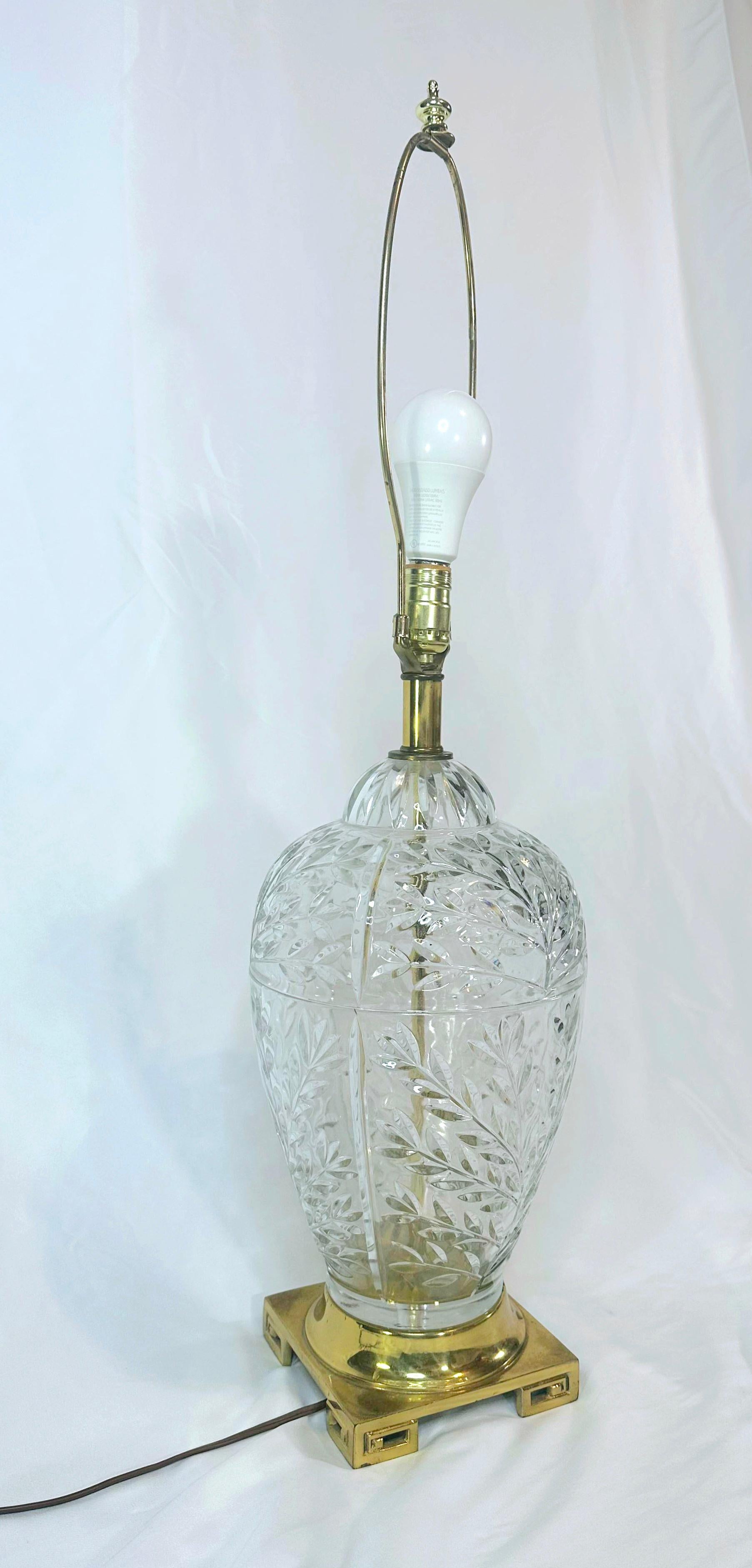 Pair Vtg French Style Cut Crystal Glass Bulbous Table Lamps Brass Greek Key Base For Sale 5