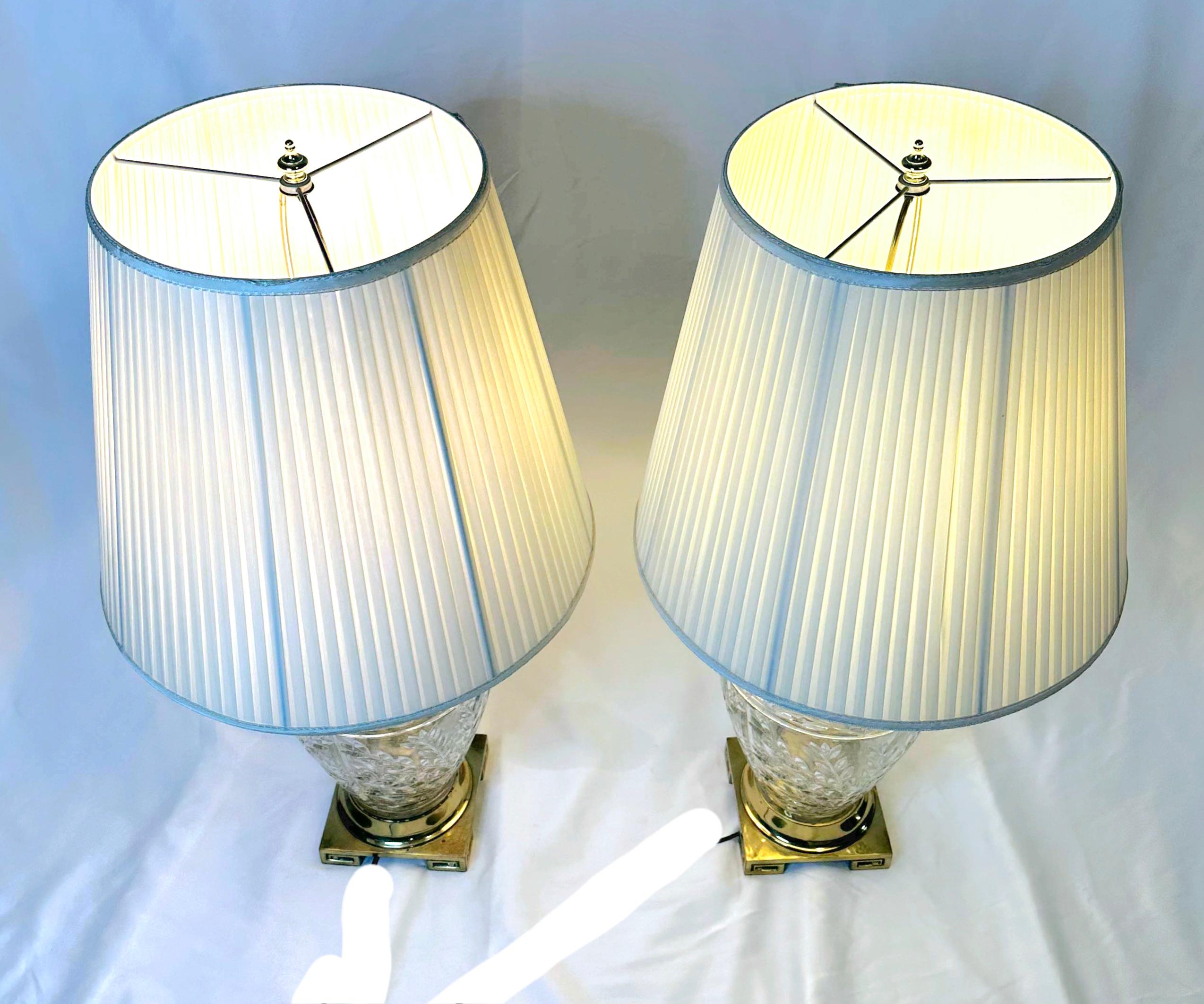 Pair Vtg French Style Cut Crystal Glass Bulbous Table Lamps Brass Greek Key Base For Sale 6