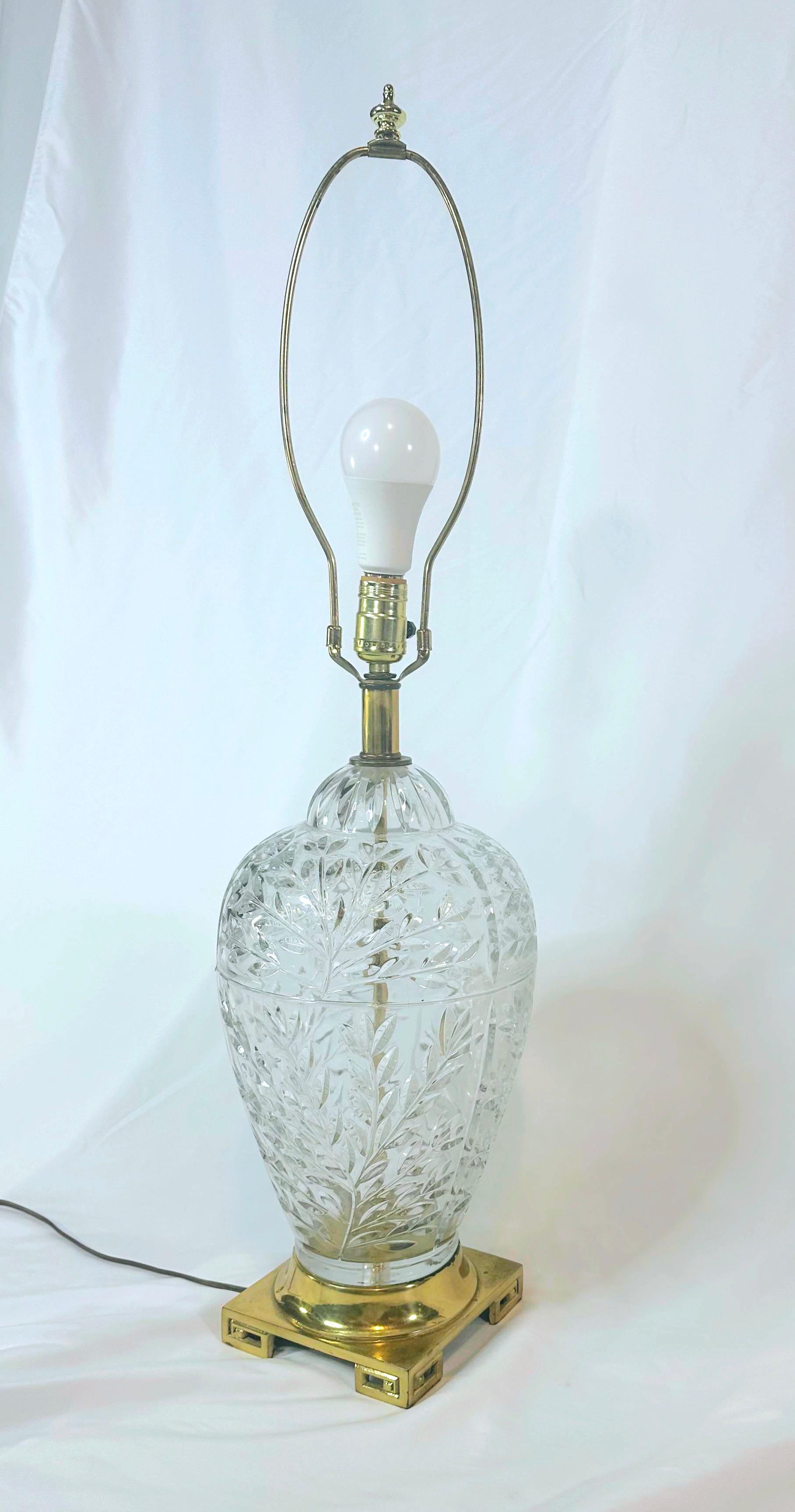 Pair Vtg French Style Cut Crystal Glass Bulbous Table Lamps Brass Greek Key Base For Sale 4