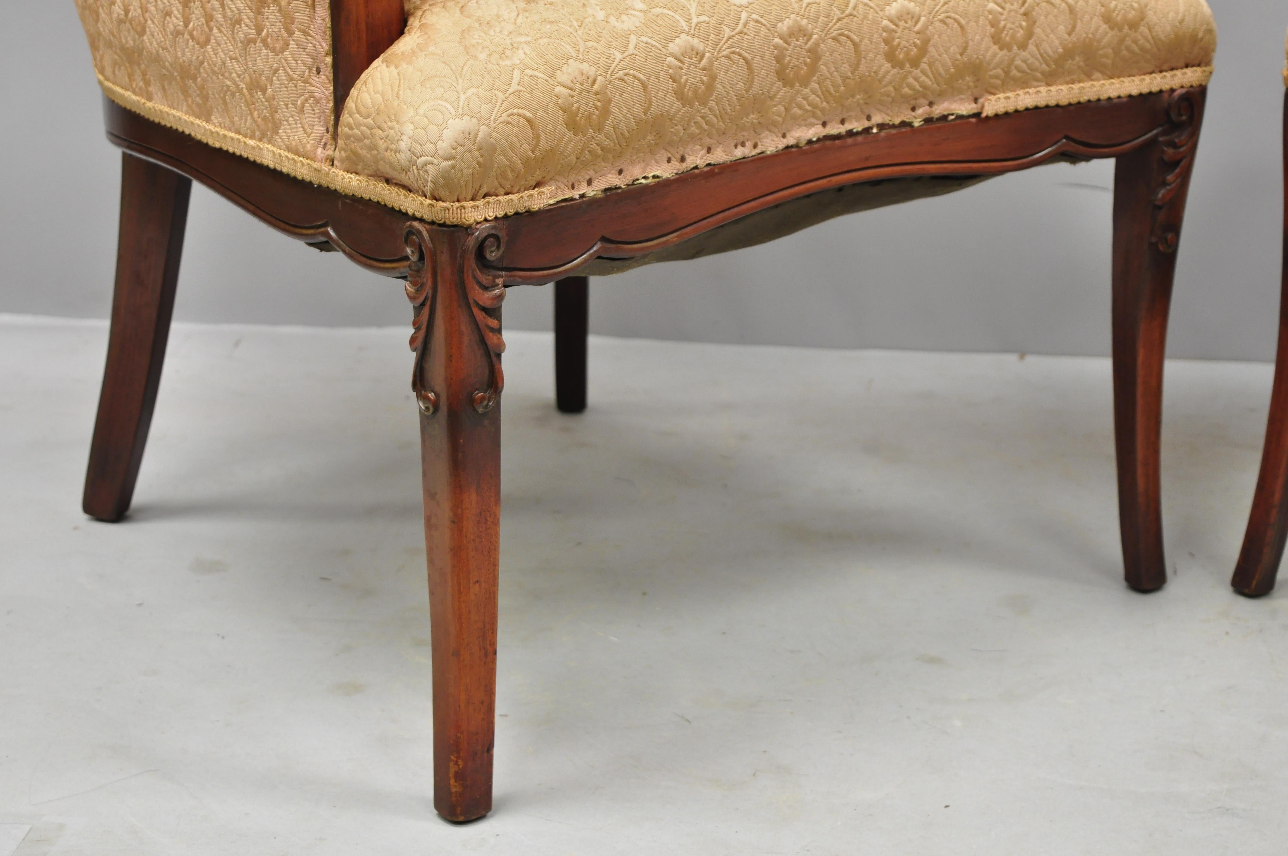 Pair of Hollywood Regency French Style Mahogany Armchairs after Dorothy Drapes In Good Condition For Sale In Philadelphia, PA