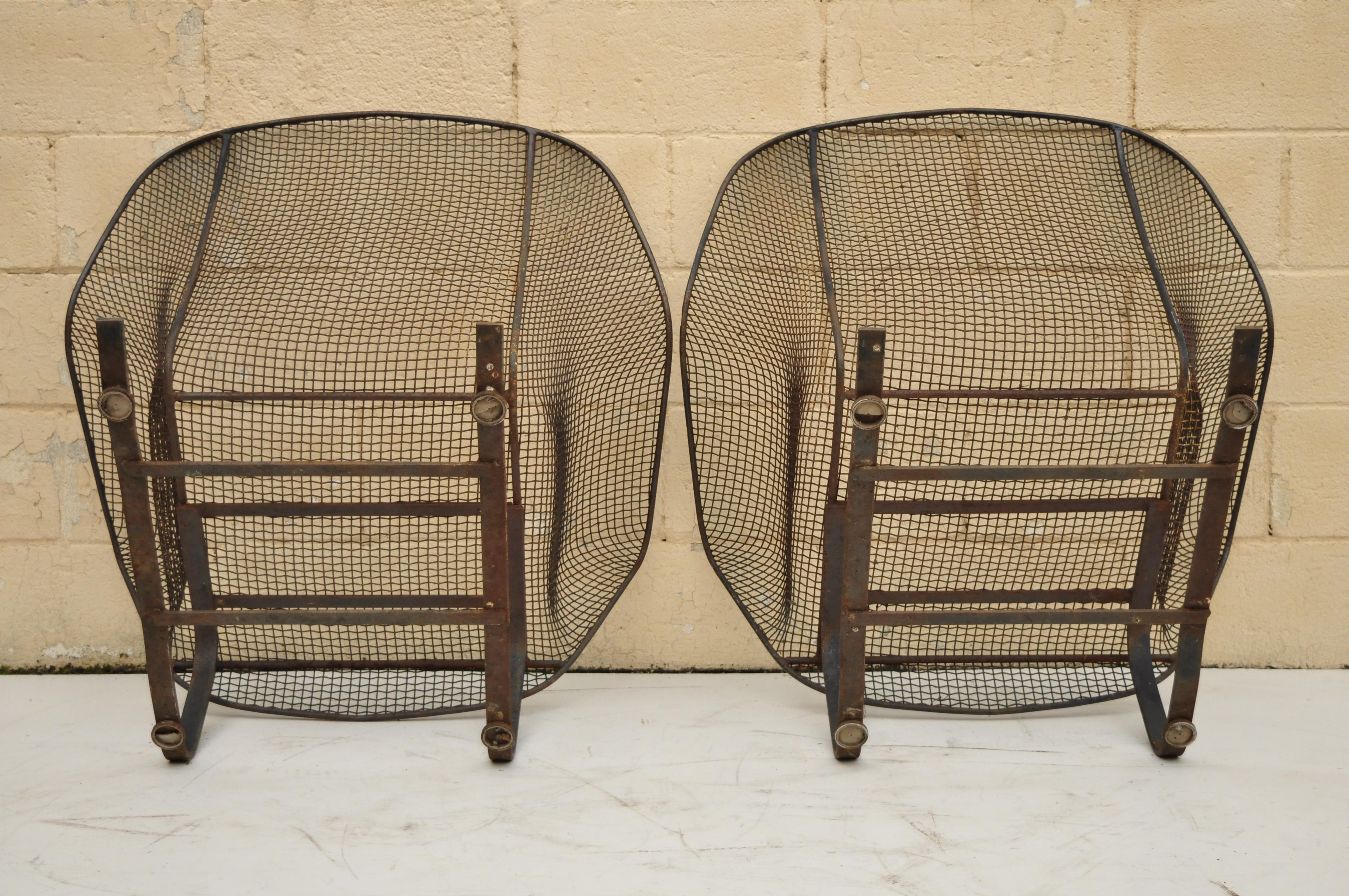 Pair of Russell Woodard Sculptura Metal Mesh Wrought Iron Bouncer Lounge Chairs 4