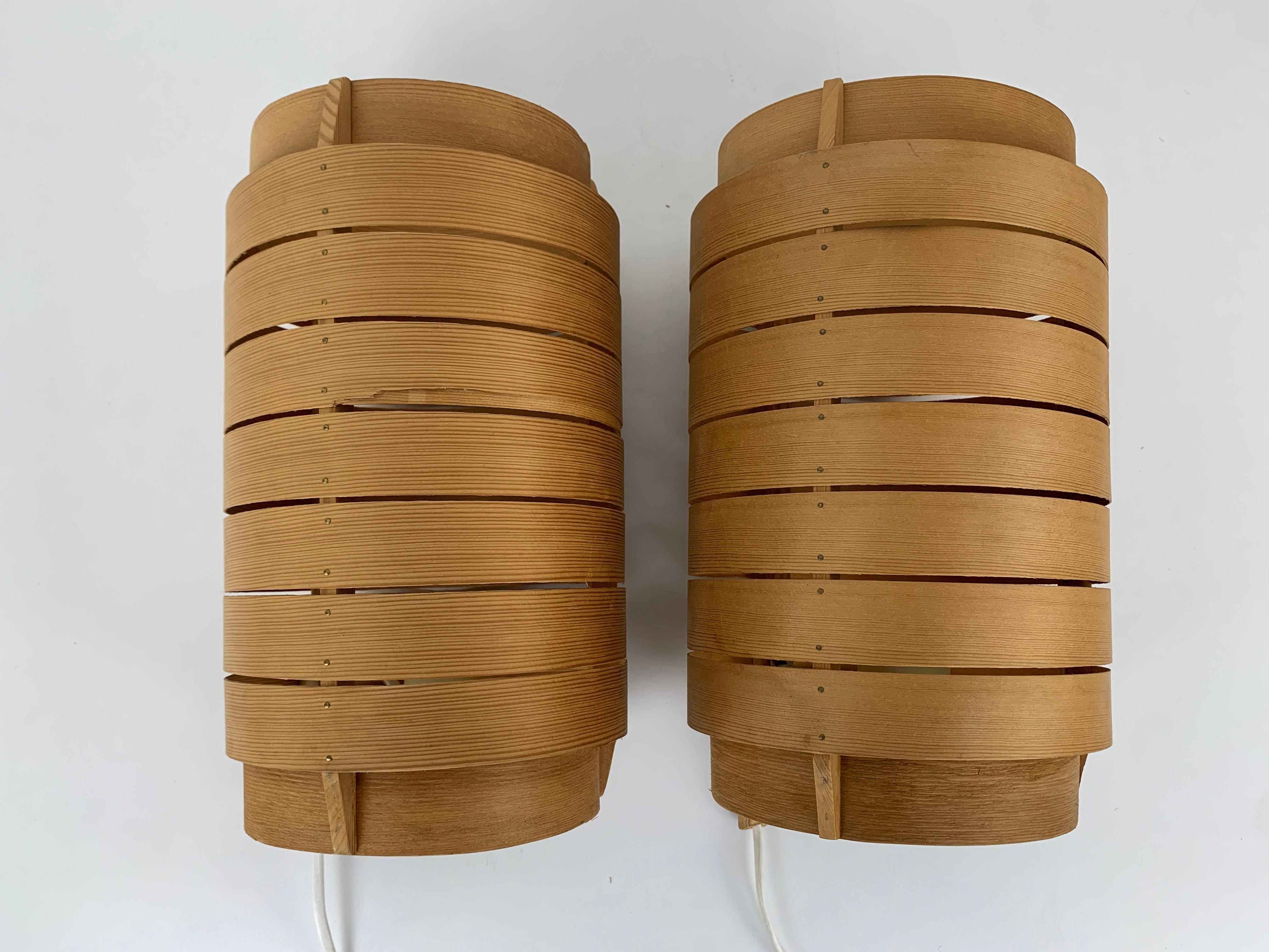 Pareja de apliques V-156 de madera de pino de Hans-Agne Jakobsson para AB Markaryd, años 60 en venta 7