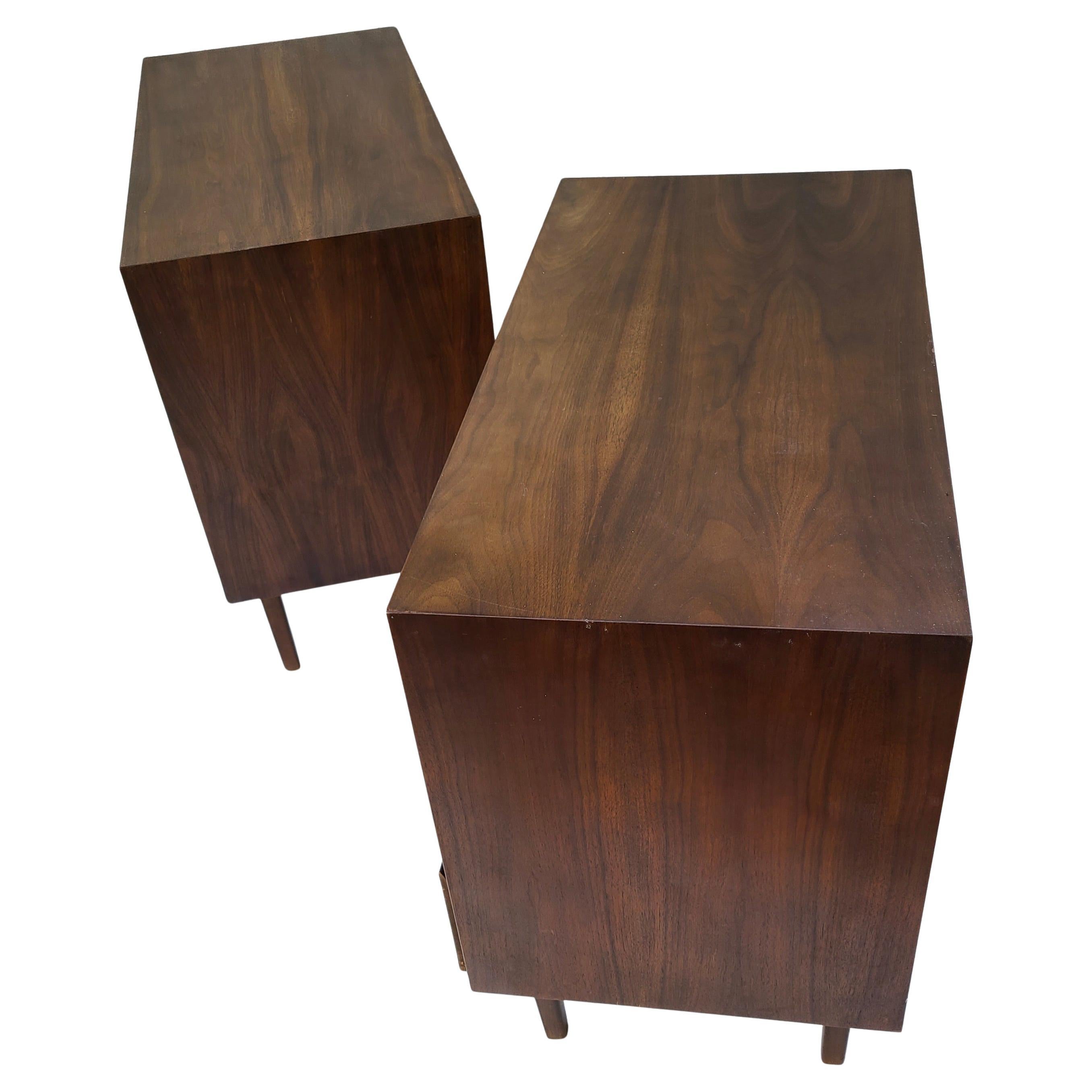 Pair Walnut and Rosewood 3 Drawer Chests by Stanley For Sale 5