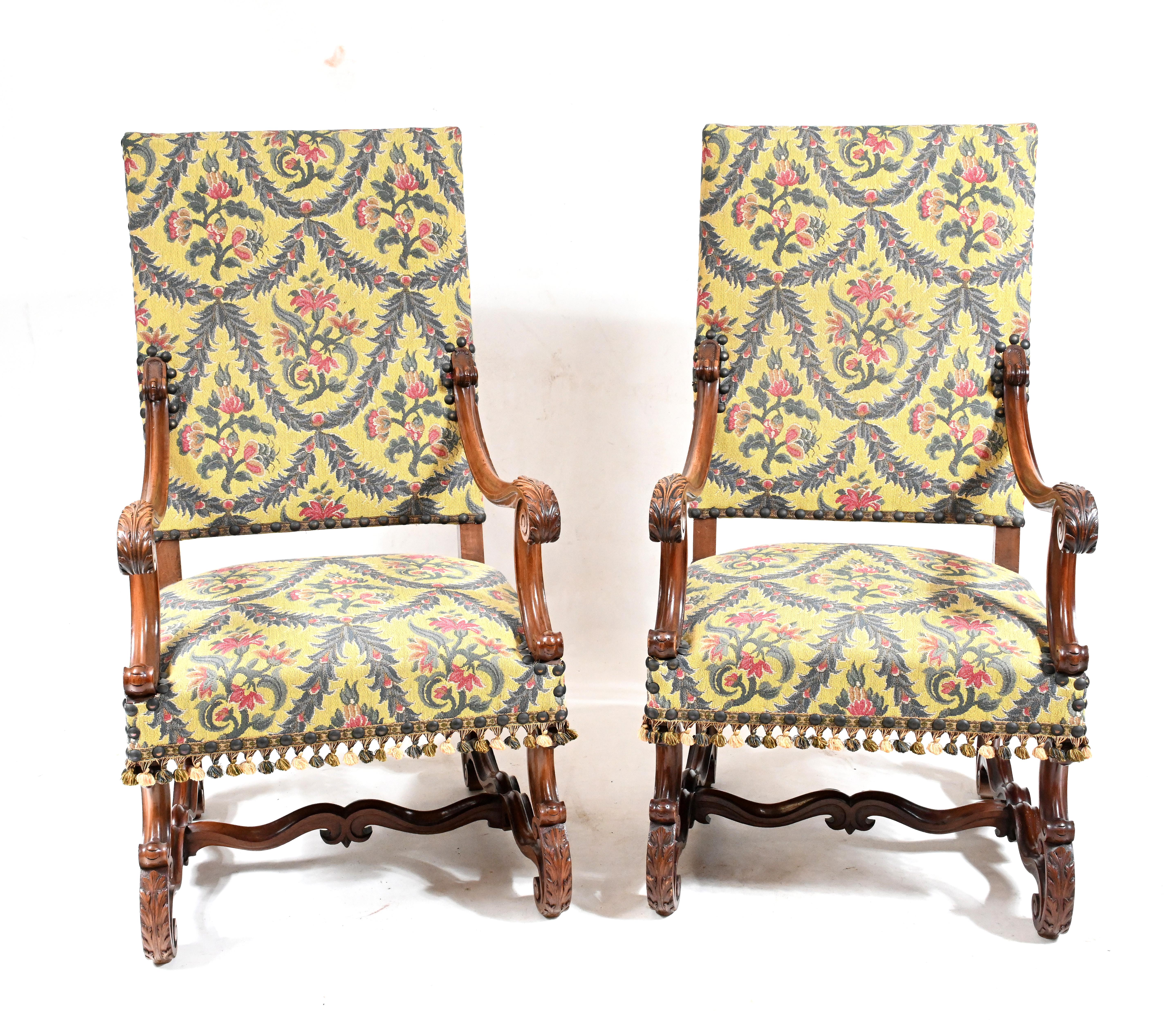 Pair Walnut Arm Chairs Carved Cromwellian Farmhouse In Good Condition In Potters Bar, GB