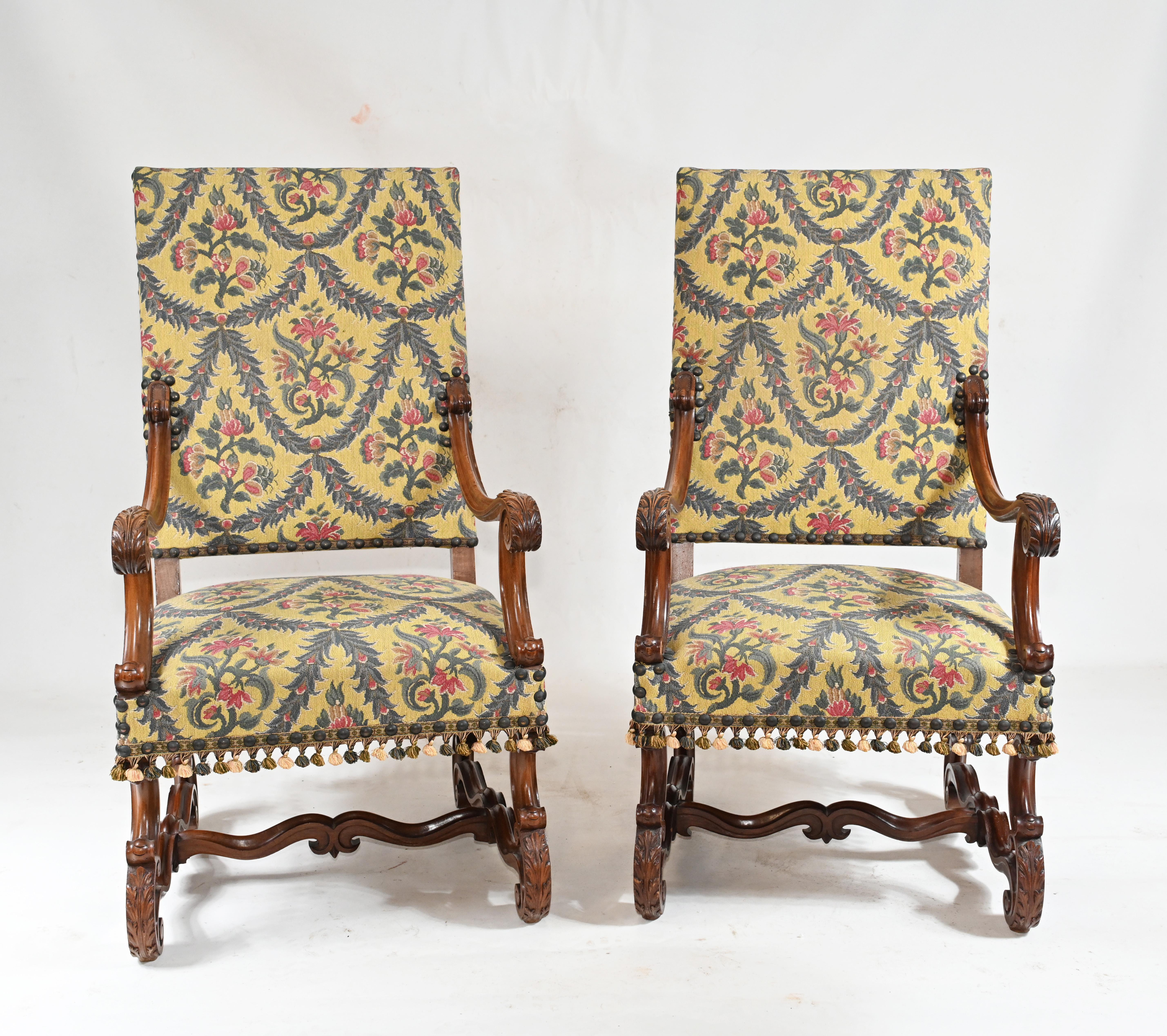 Late 20th Century Pair Walnut Arm Chairs Carved Cromwellian Farmhouse