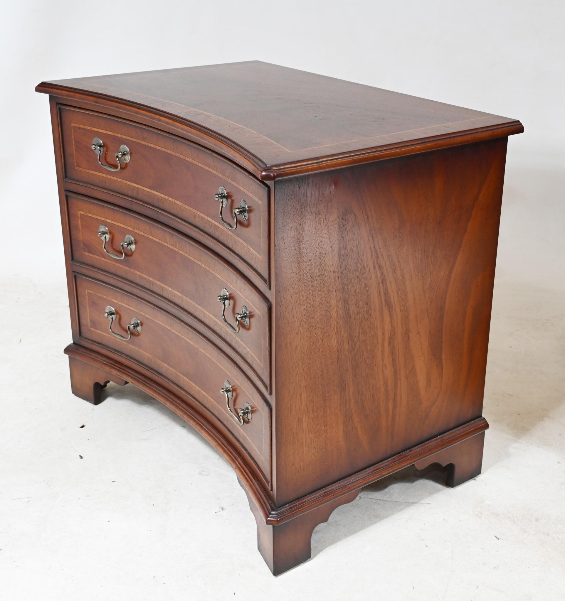 Pair Walnut Bedside Chests Regency Nightstands For Sale 15