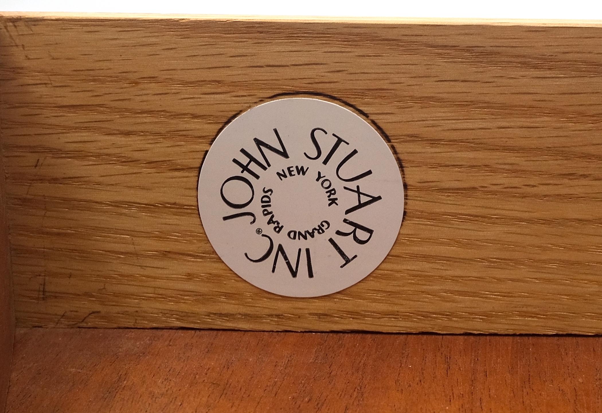 Paire de tables de nuit MINT ! Paul Frankl John Stuart en vente 8