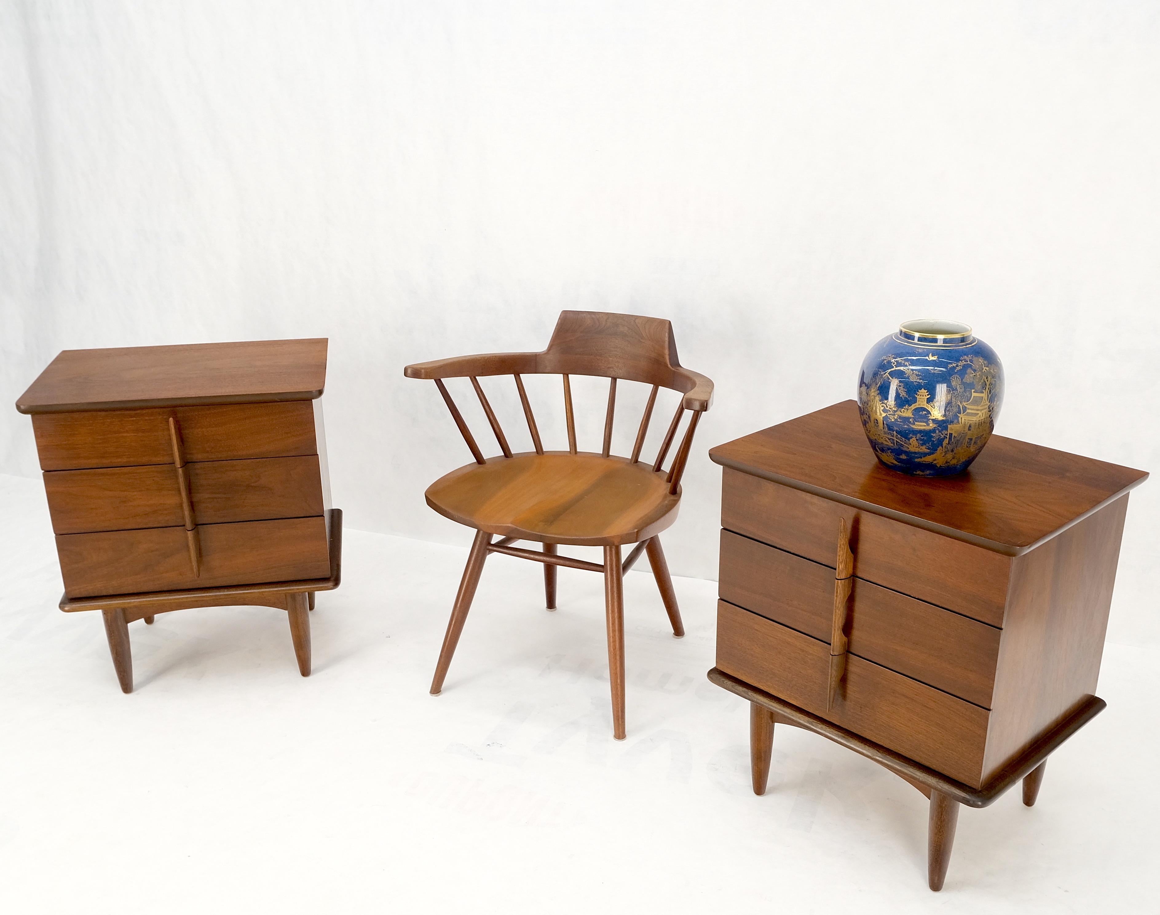 Pair Walnut Mid Century 3 Drawers Sculptural Night Stands End Tables Mint! For Sale 8