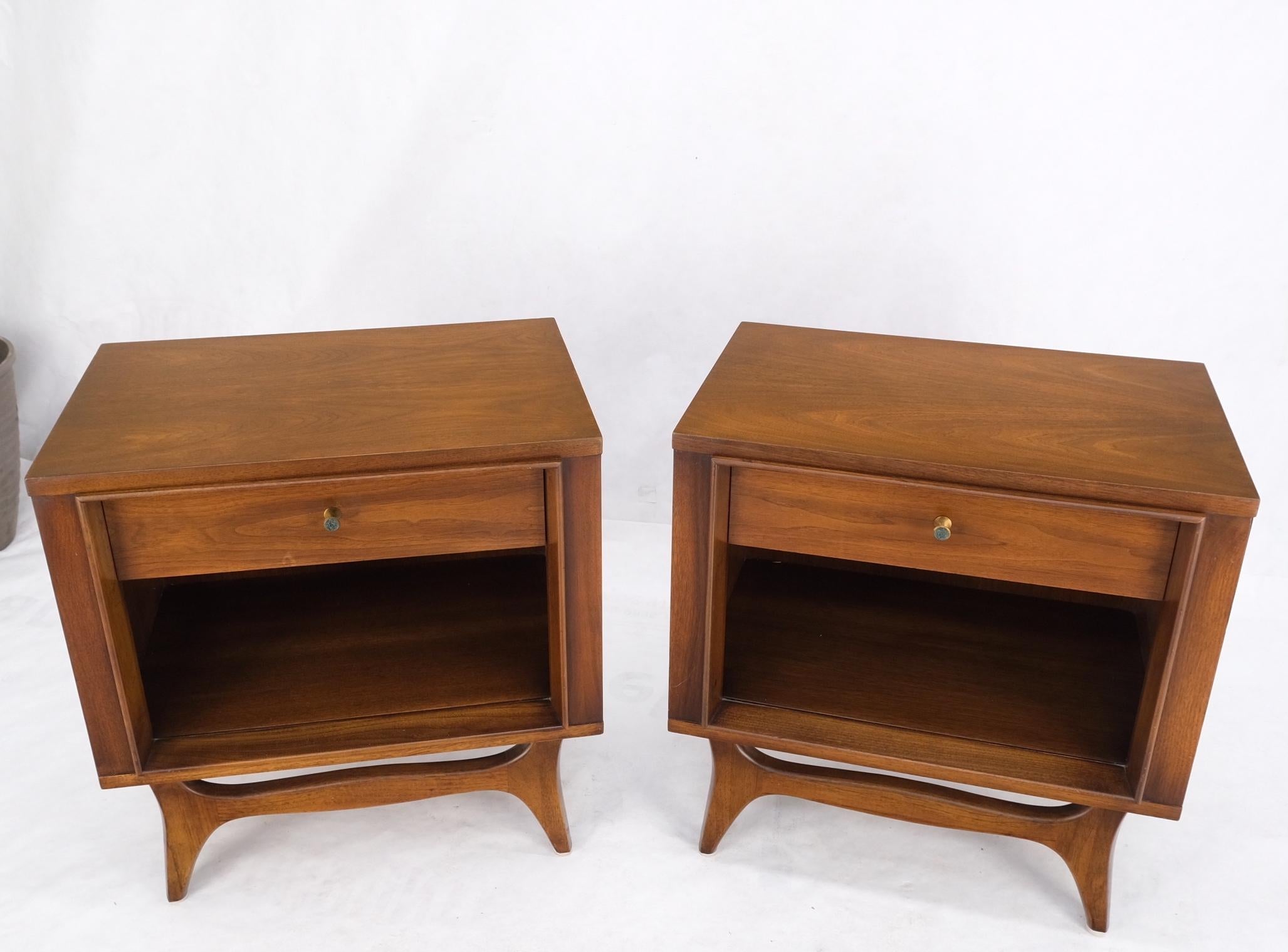 Pair Walnut One Drawer Mid-Century Modern End Tables Night Stands Mint! For Sale 10