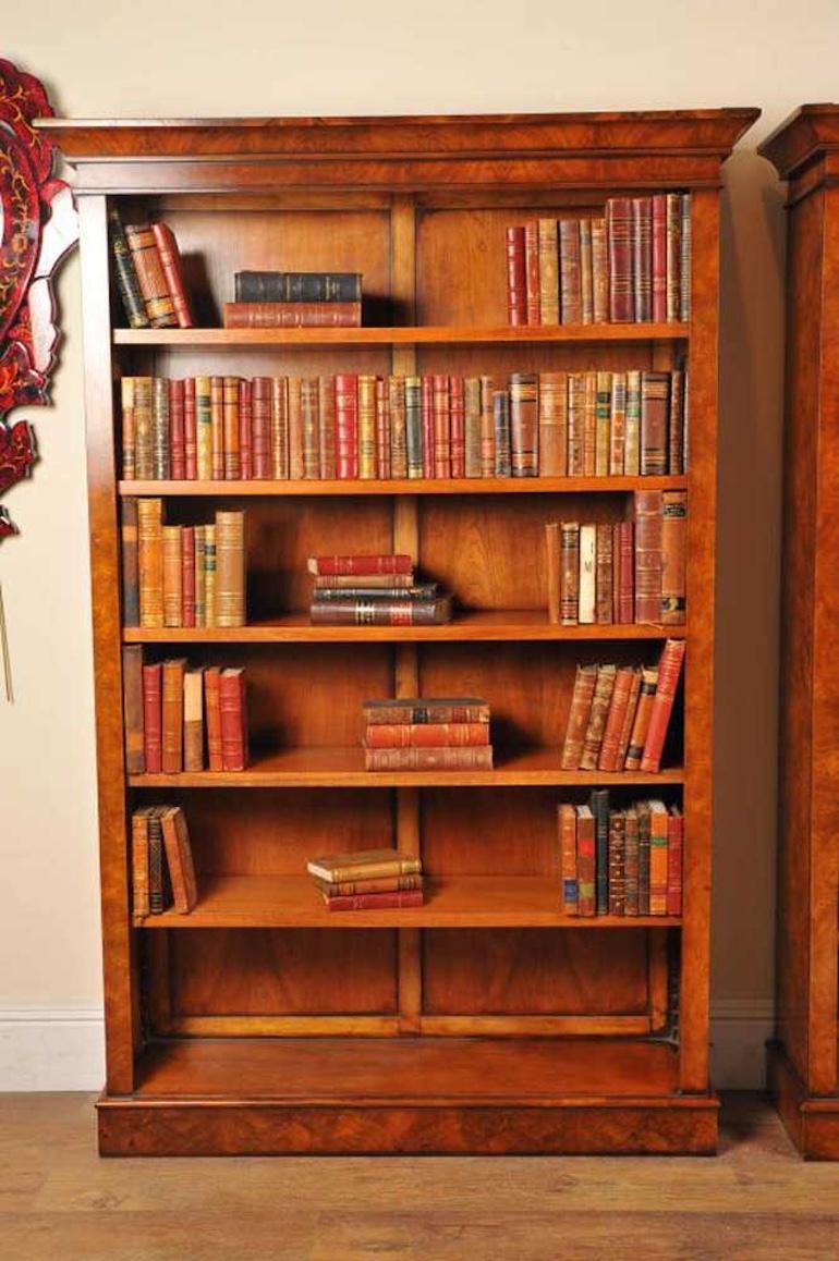 Pair Walnut Victorian Bookcases Open Book Case In Good Condition For Sale In Potters Bar, GB