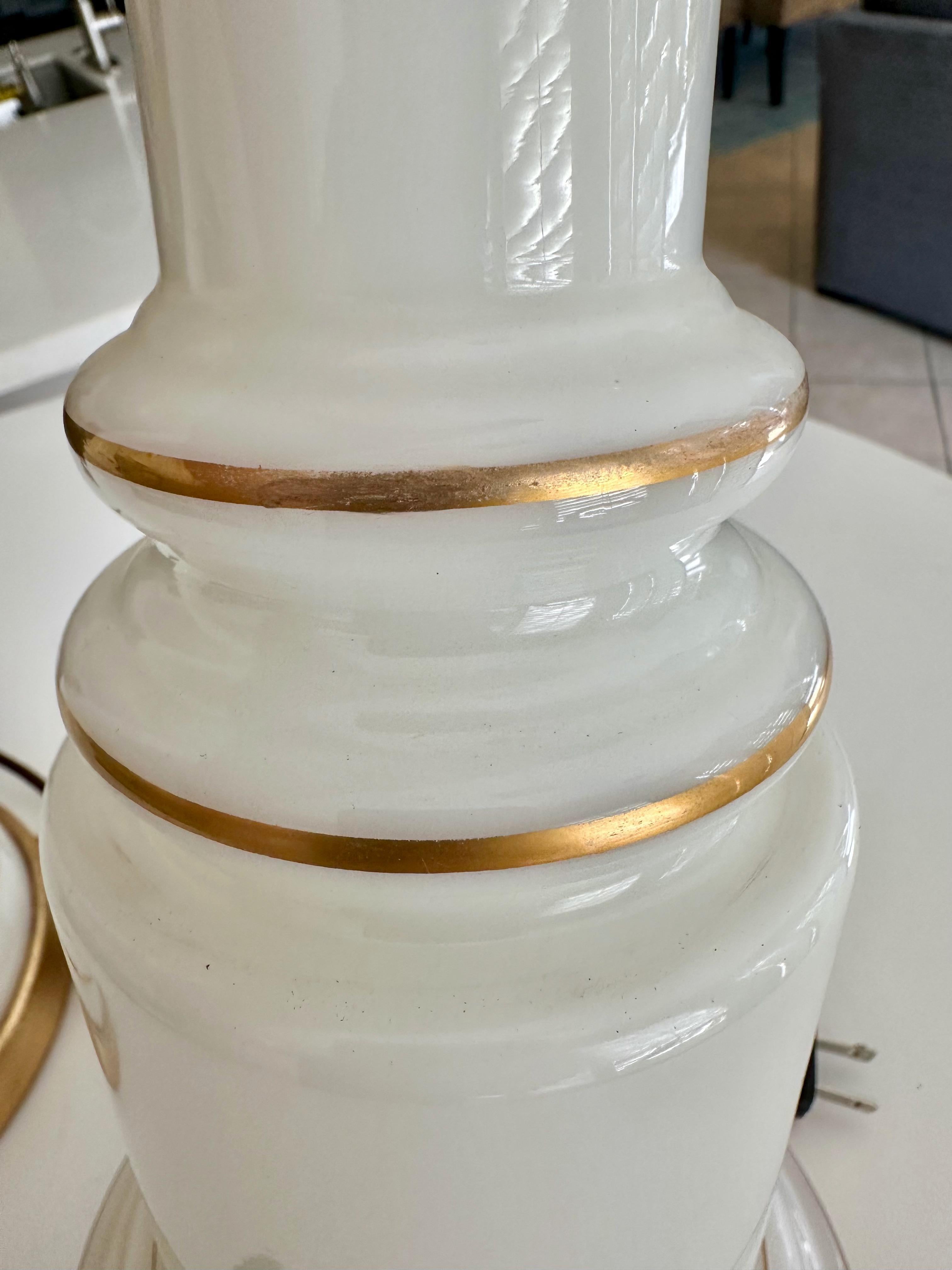 Pair Warren Kessler White Opaline Glass Mid-Century Table Lamps in vendita 10