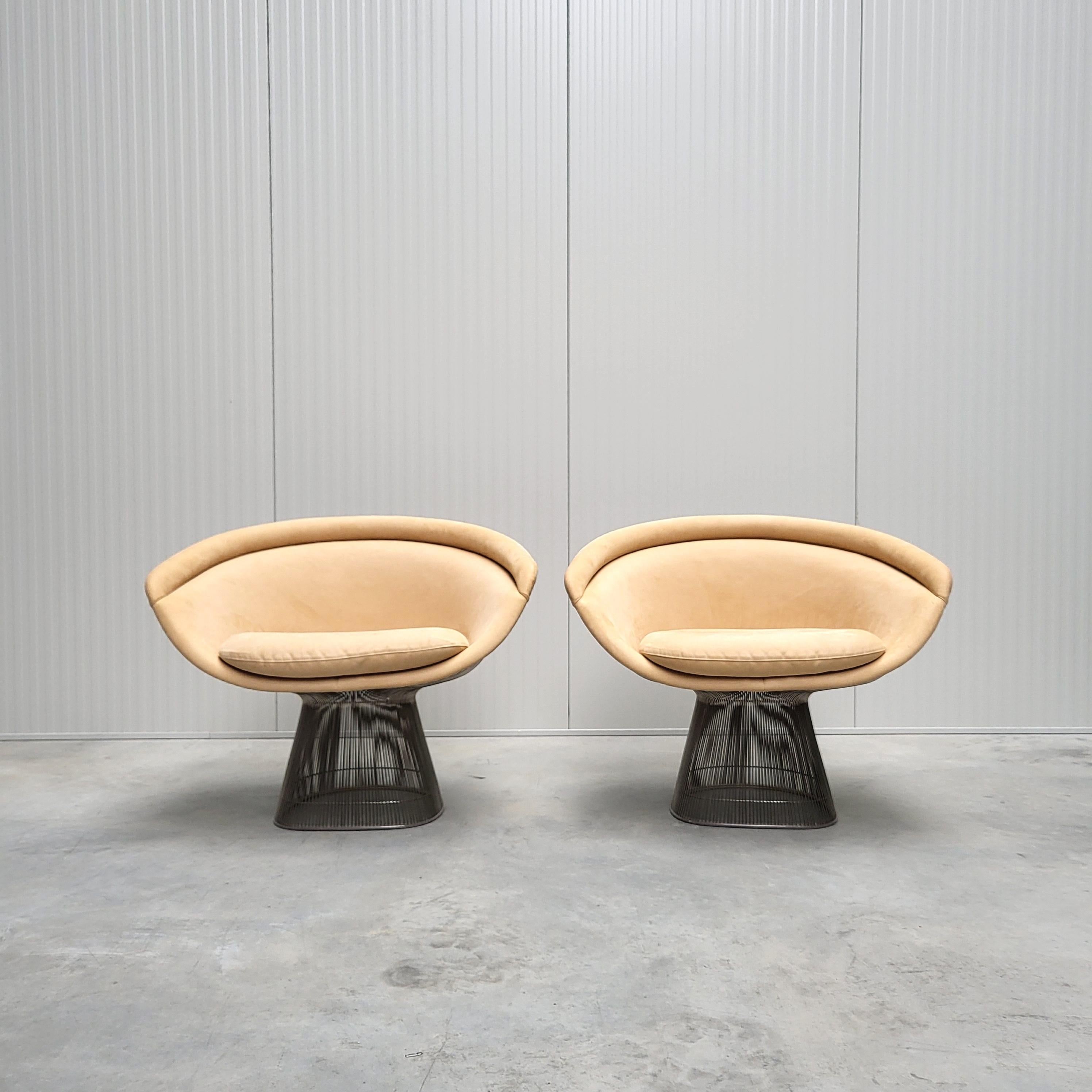 Américain Paire de chaises longues Warren Platner Wire pour Knoll Ultra Suede, années 2000 en vente