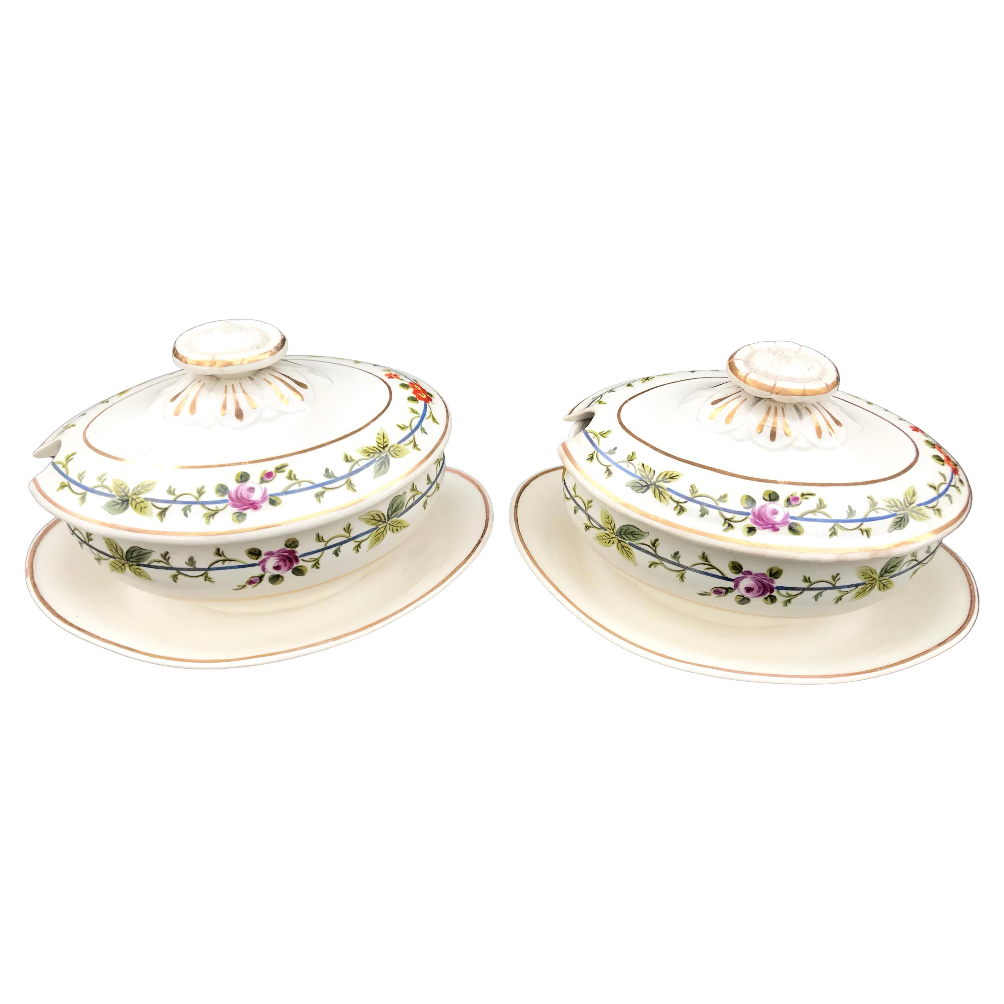 Pair of Wedgwood Creamware Floral Banded Sauceboats For Sale