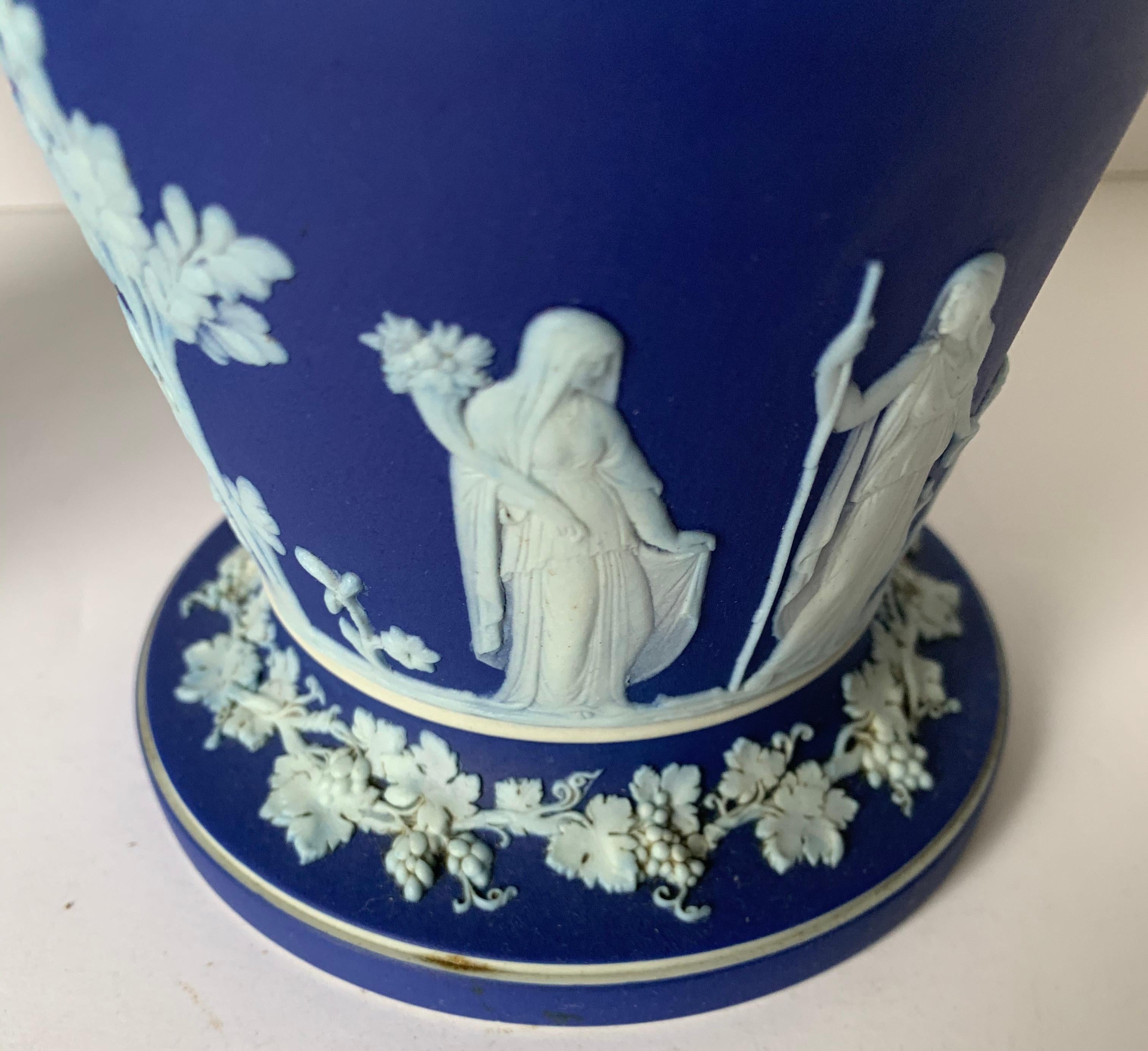 British Pair of Wedgwood Dark Blue and White Vases For Sale