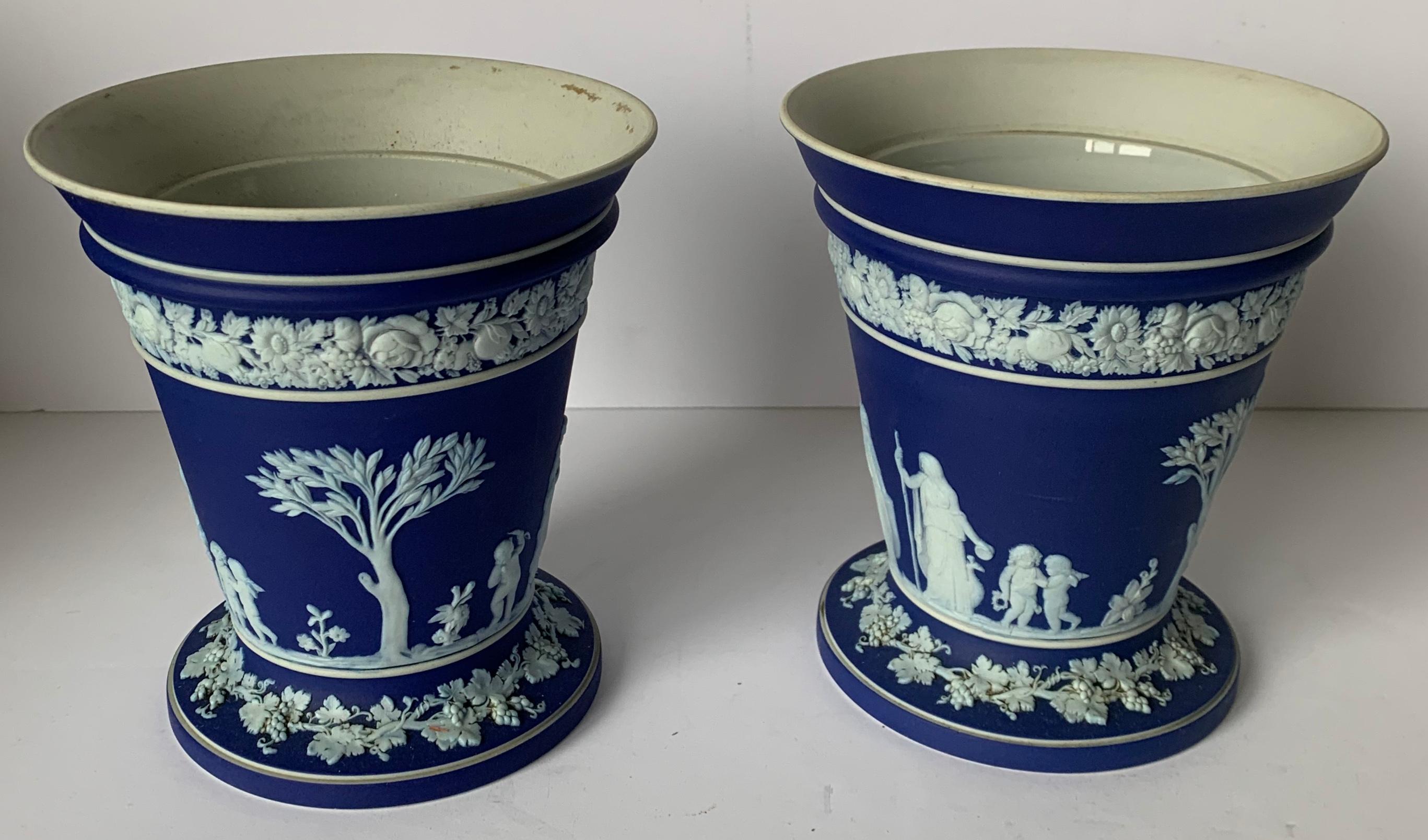 Mid-20th Century Pair of Wedgwood Dark Blue and White Vases For Sale