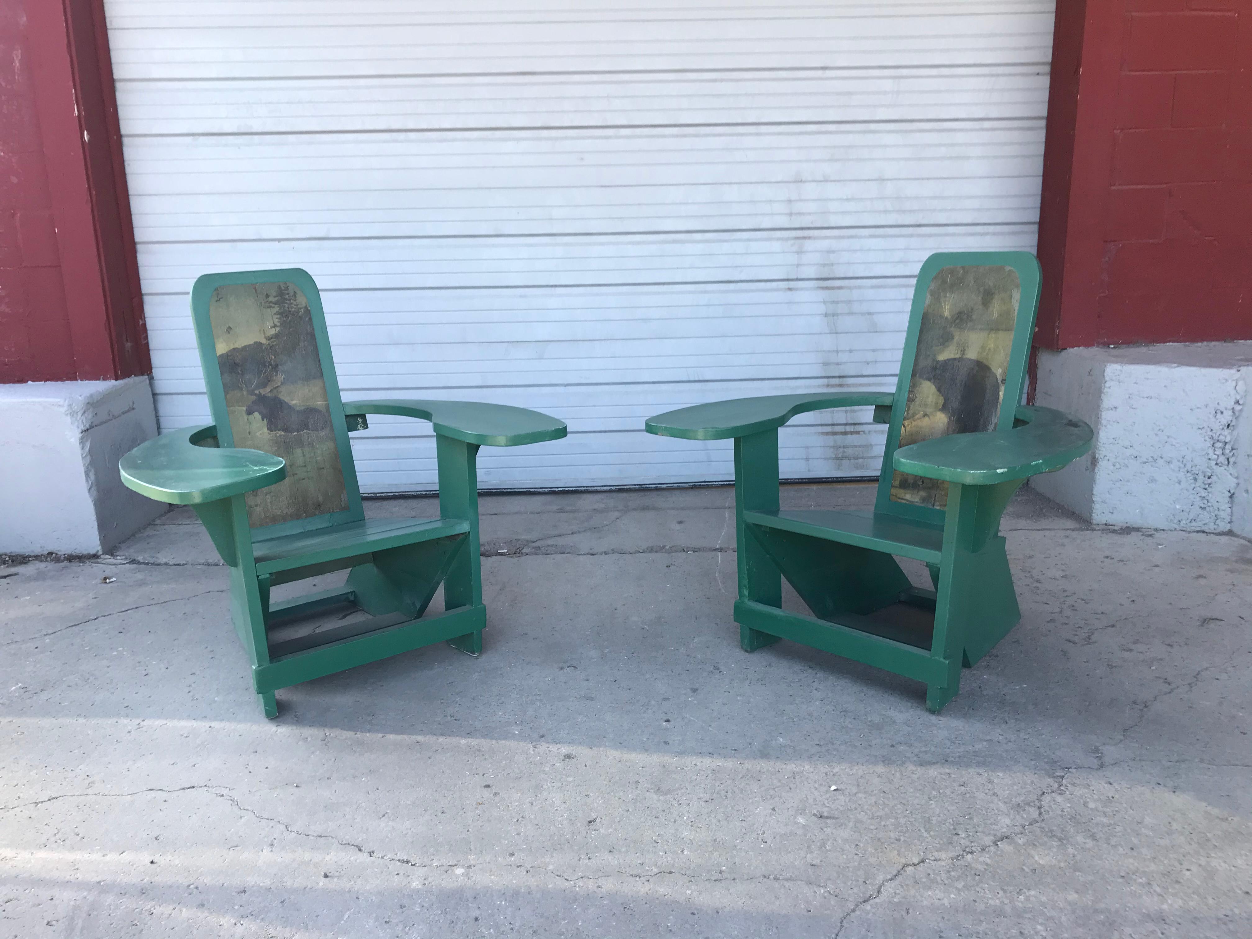 Hand-Painted Pair of Westport Style Deck Chairs Hand Painted Backs, Exaggerated Arms For Sale