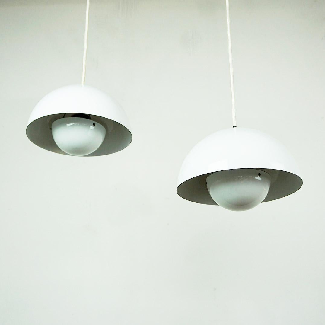 Scandinavian Modern Pair White Enameled Flowerpot Pendant by Verner Panton for Louis Poulsen Denmark