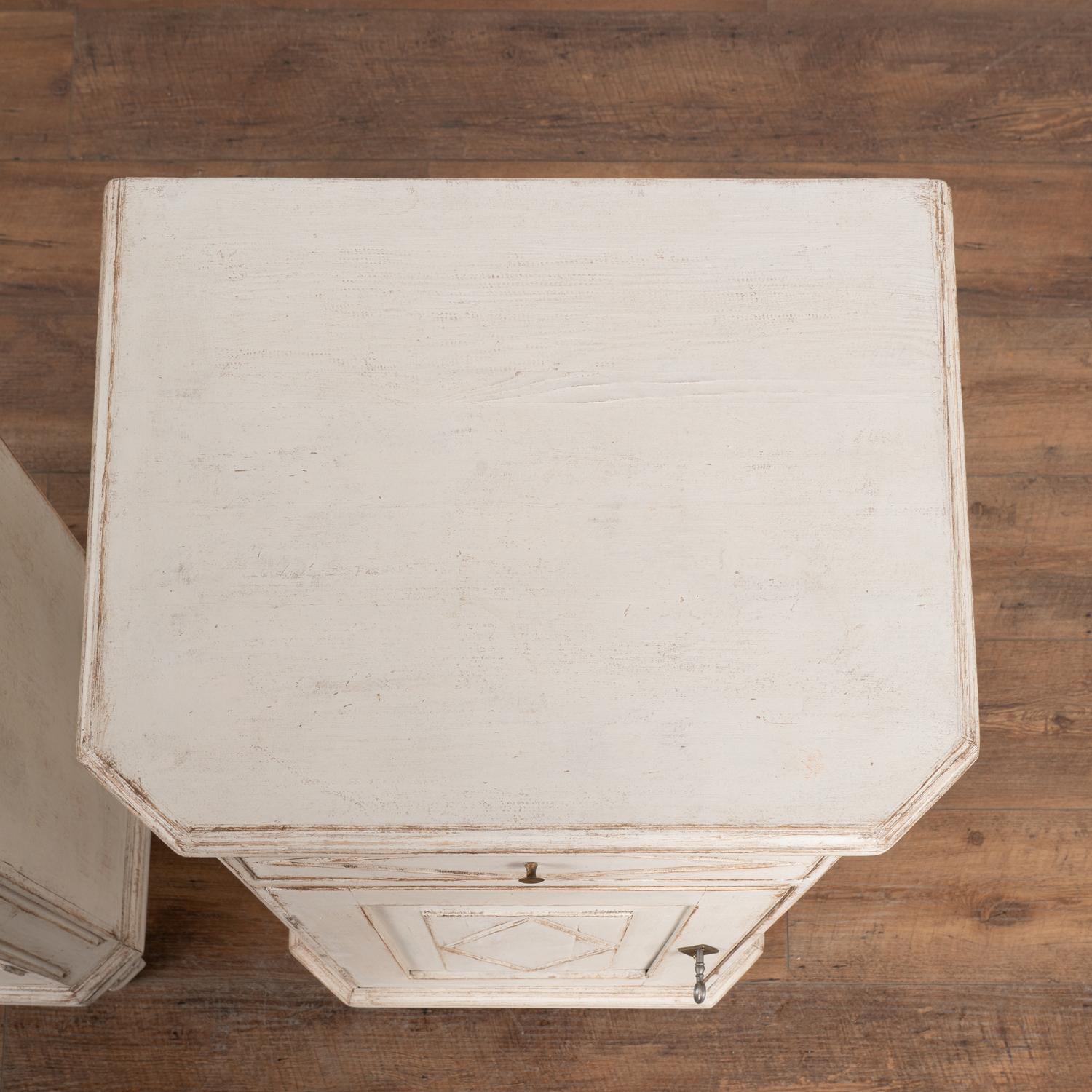 20th Century Pair, White Painted Nightstands Small Cabinets, Sweden circa 1900's