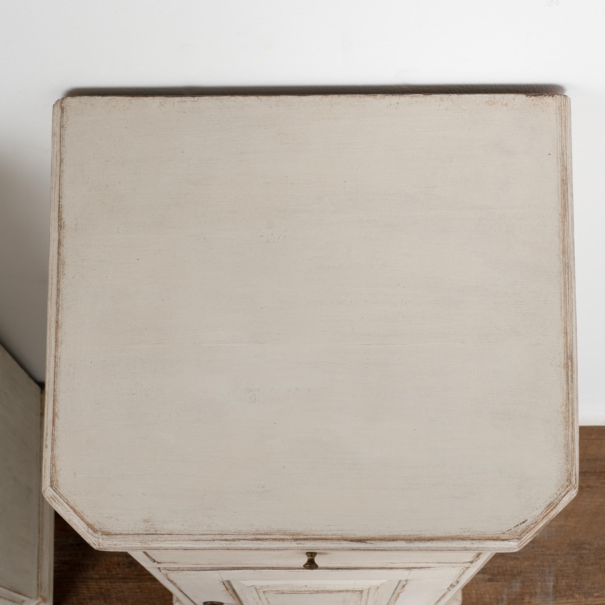 19th Century Pair, White Painted Nightstands, Sweden circa 1880 For Sale