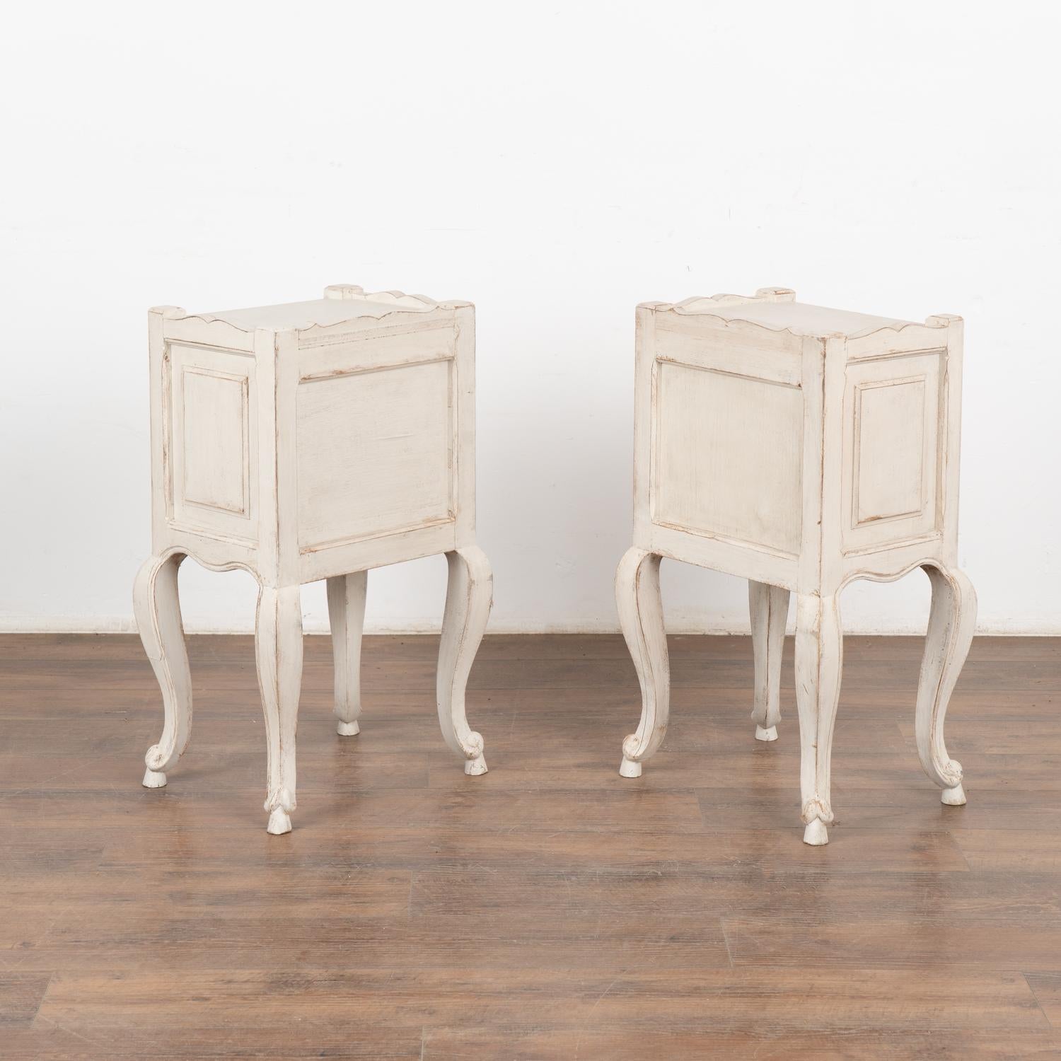 Pair, White Painted Small Chest of Drawers Nightstands, France Circa 1920 For Sale 4